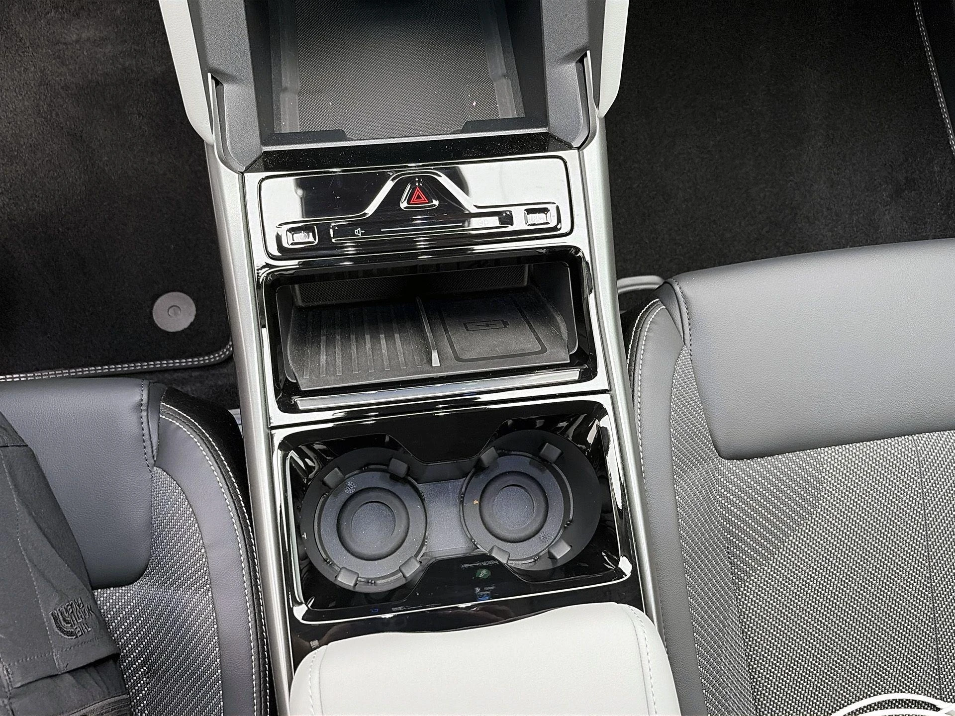 Ford-Explorer-image-24