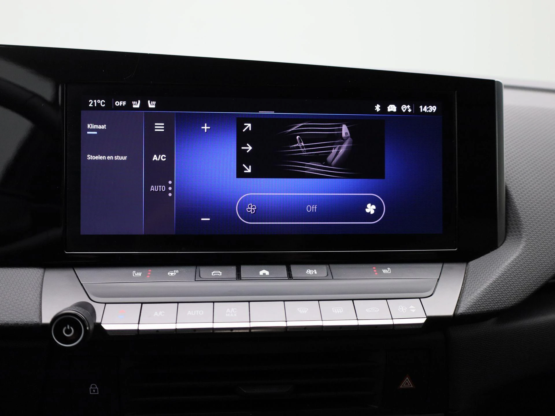 Opel-Astra-image-16
