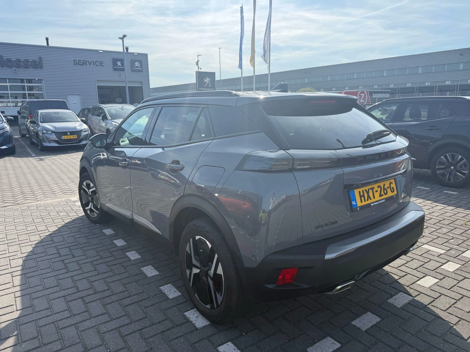 Peugeot-2008-image-5
