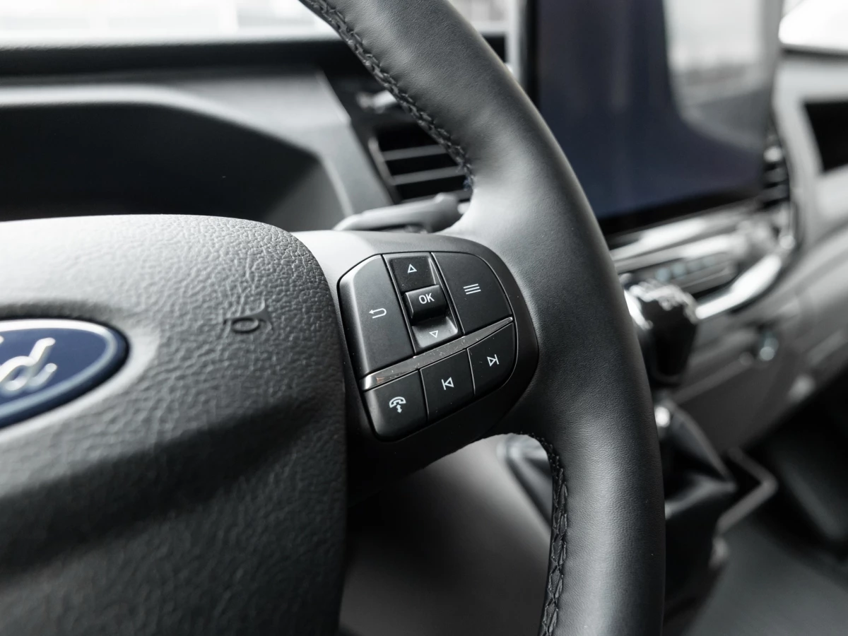 Ford-Transit-image-18