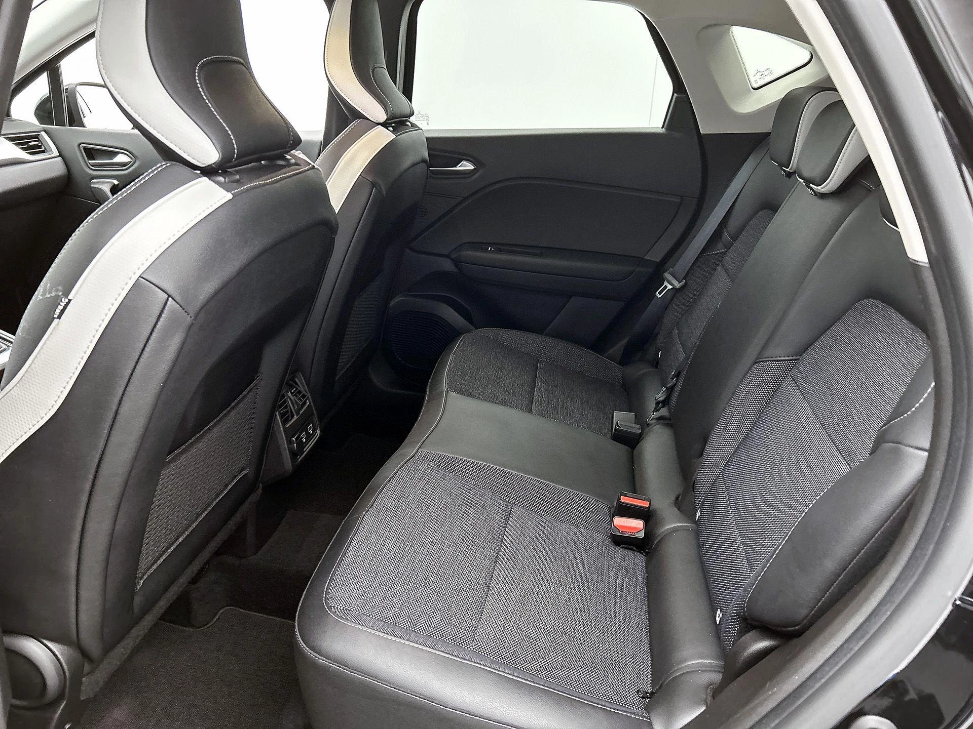 Renault-Captur-image-25