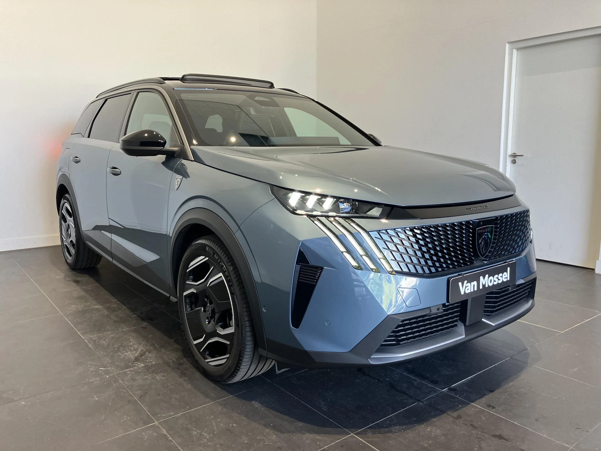 Peugeot-5008-image-3