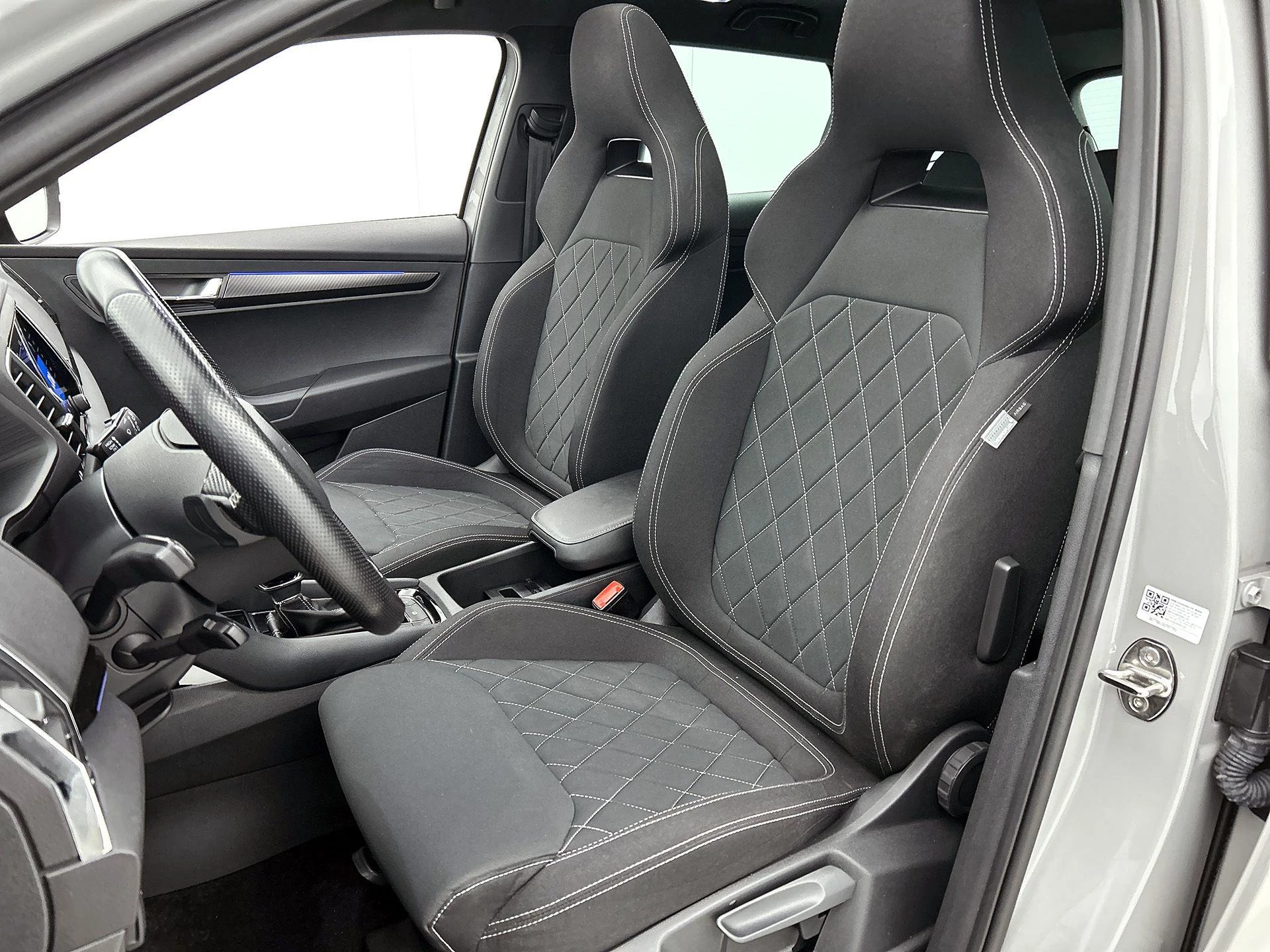 Škoda Karoq 1.5 TSI ACT Sportline Business