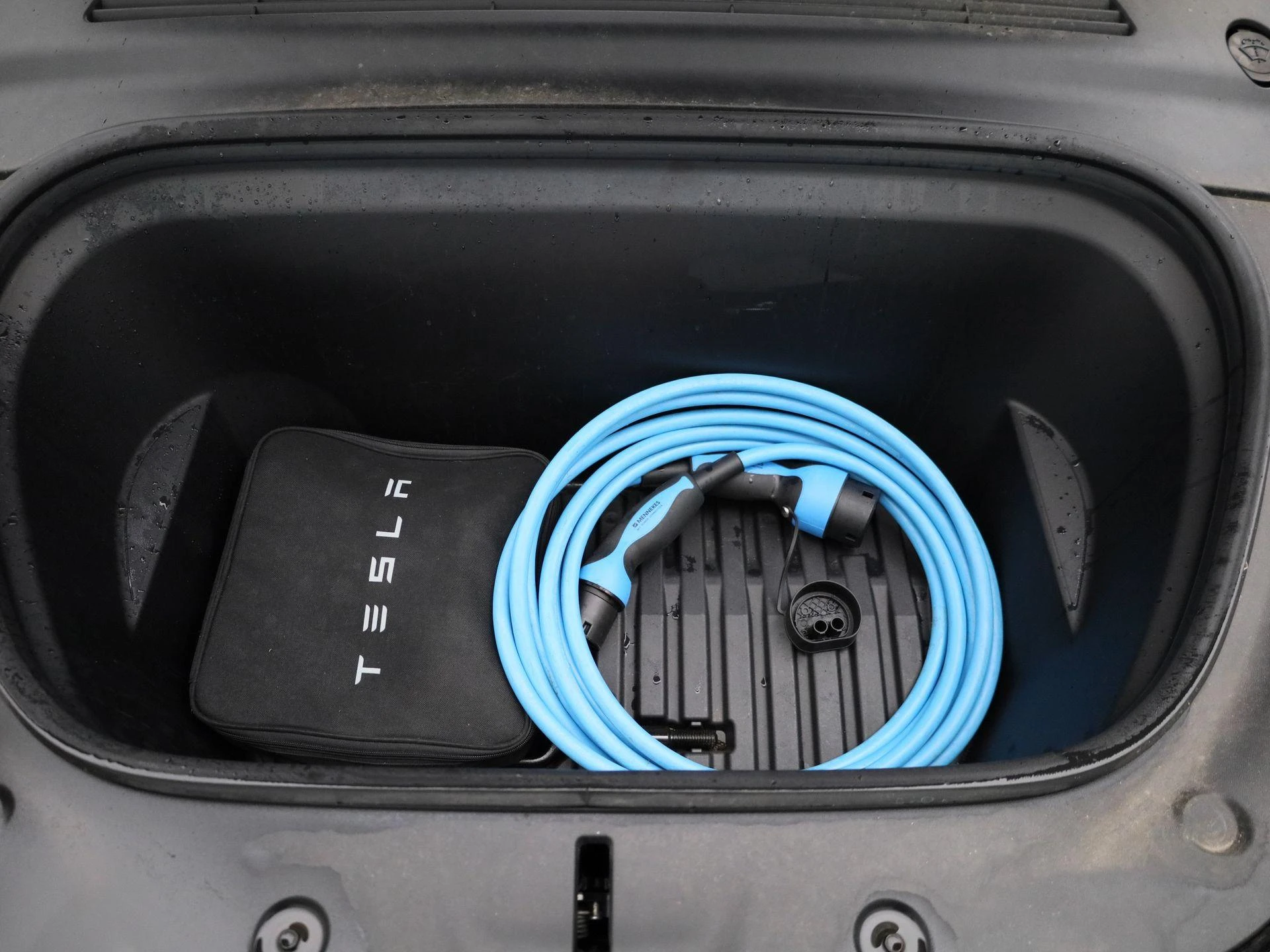 Tesla Model Y Long Range Dual Motor AWD