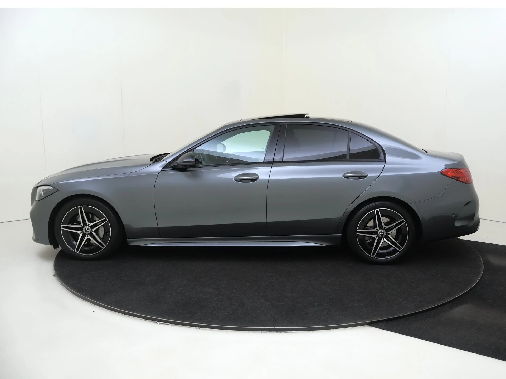 Mercedes-Benz C-Klasse 200 AMG Line