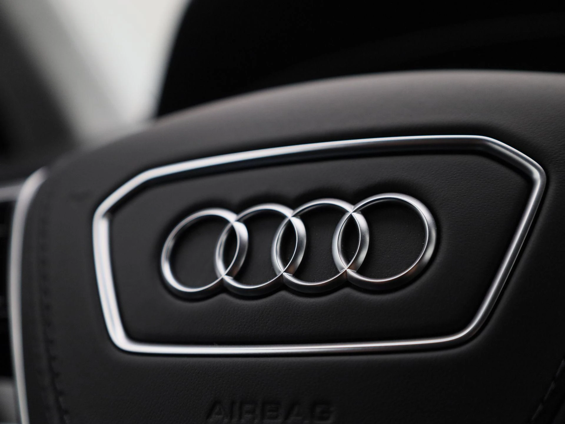 Audi-A8-image-39