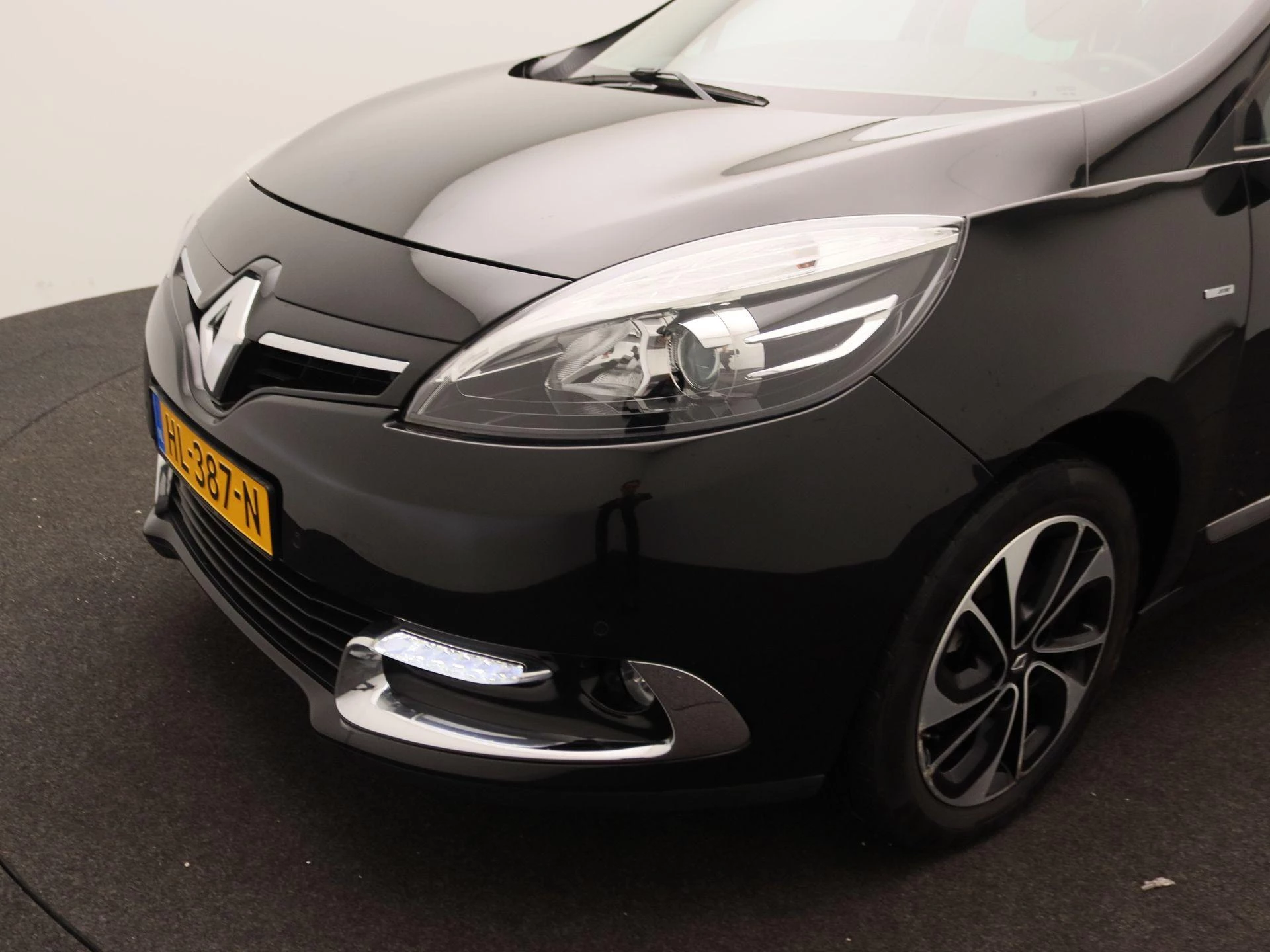 Renault-Scénic-image-14
