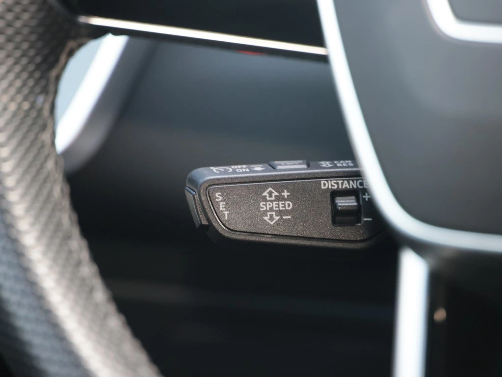 Audi A6 Avant 55 TFSI e quattro sport Matrix LED