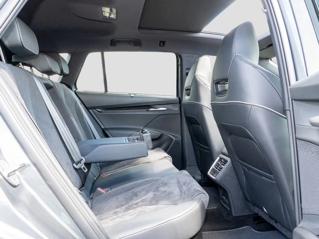 Ĺ koda Enyaq iV 85x Sportline AHK, Navi
