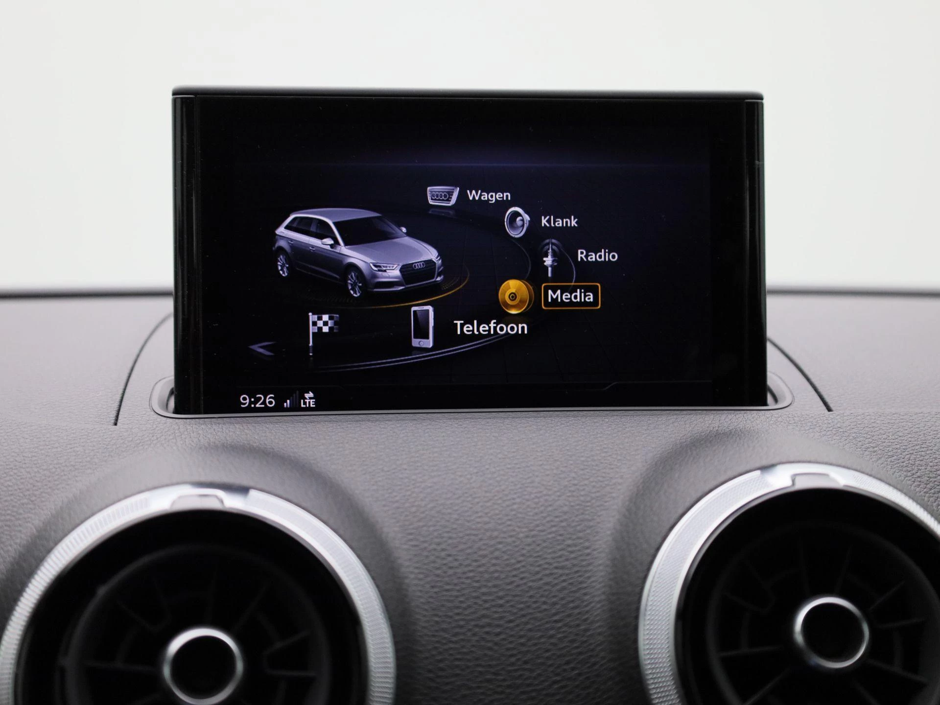 Audi-A3-image-24