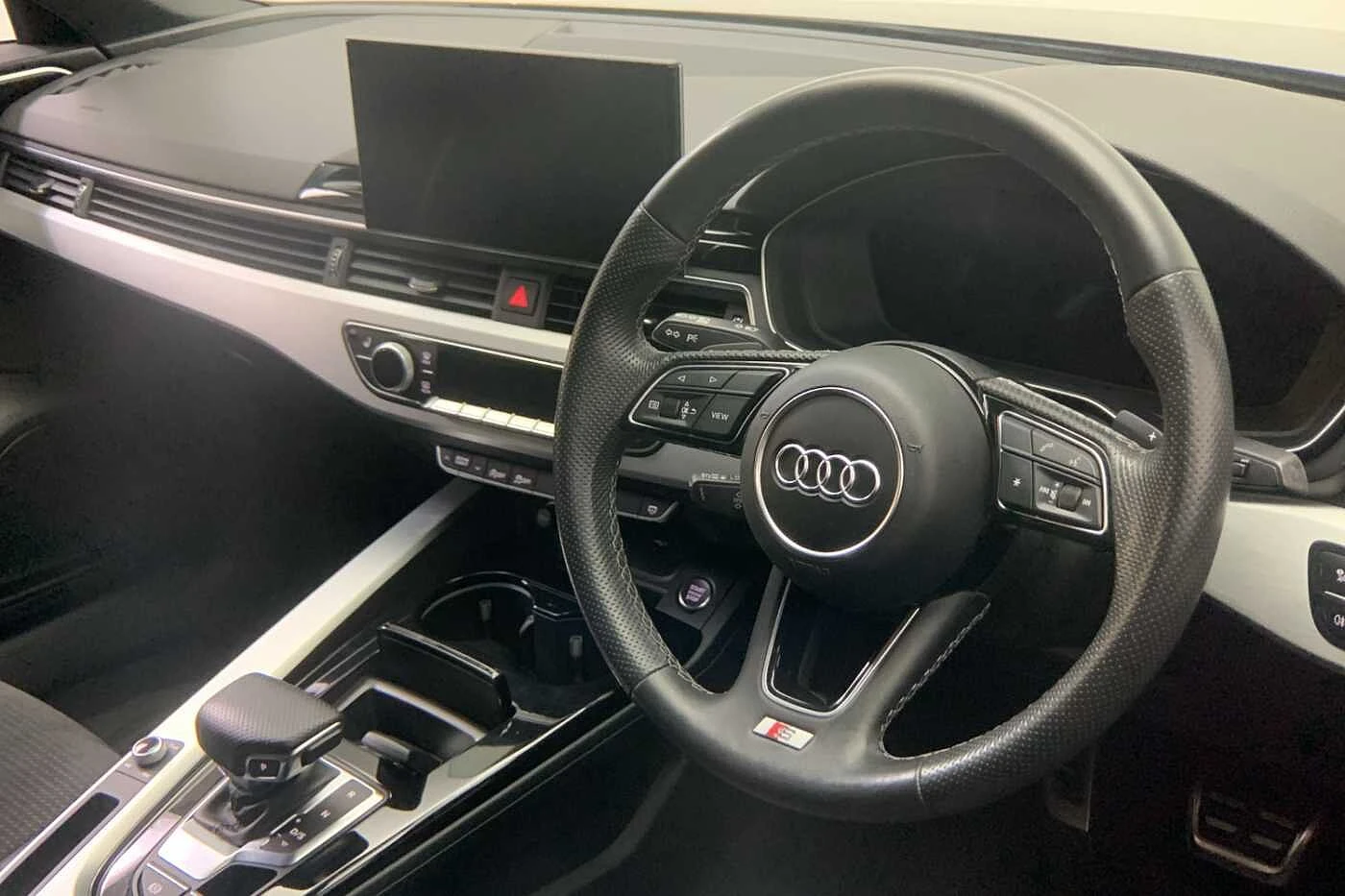 Audi-A4-image-5
