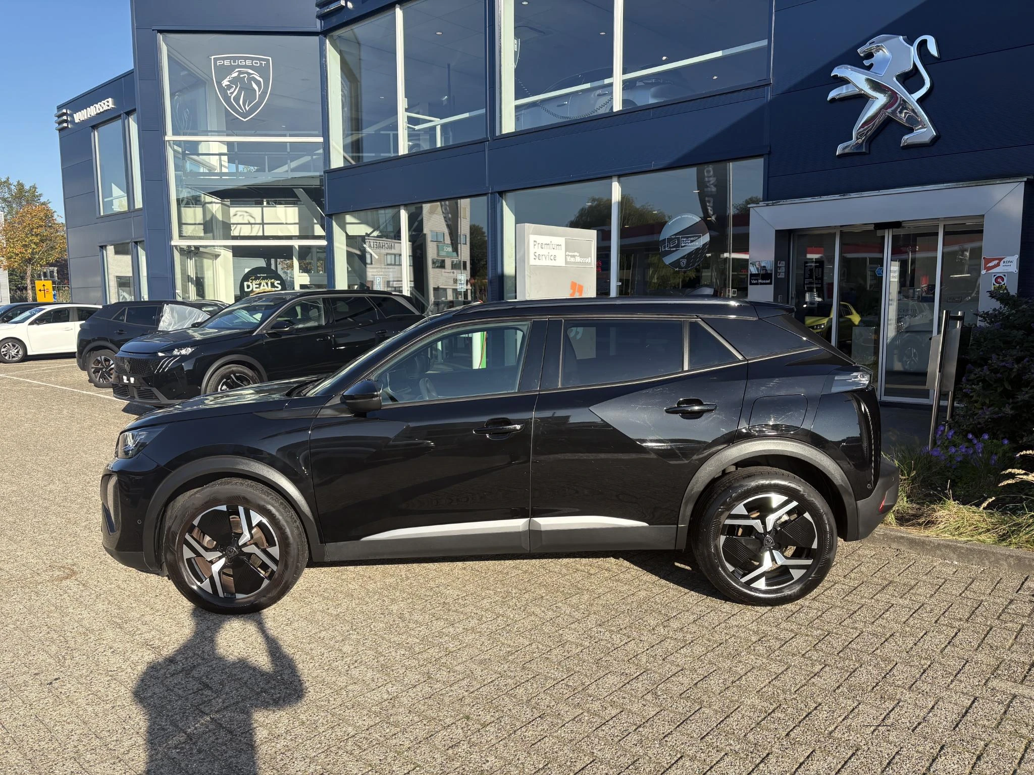 Peugeot-2008-image-2