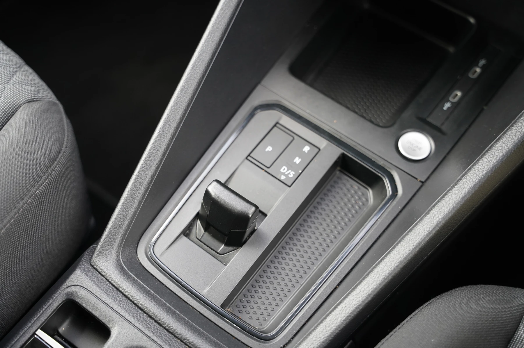 Volkswagen-Caddy-image-23