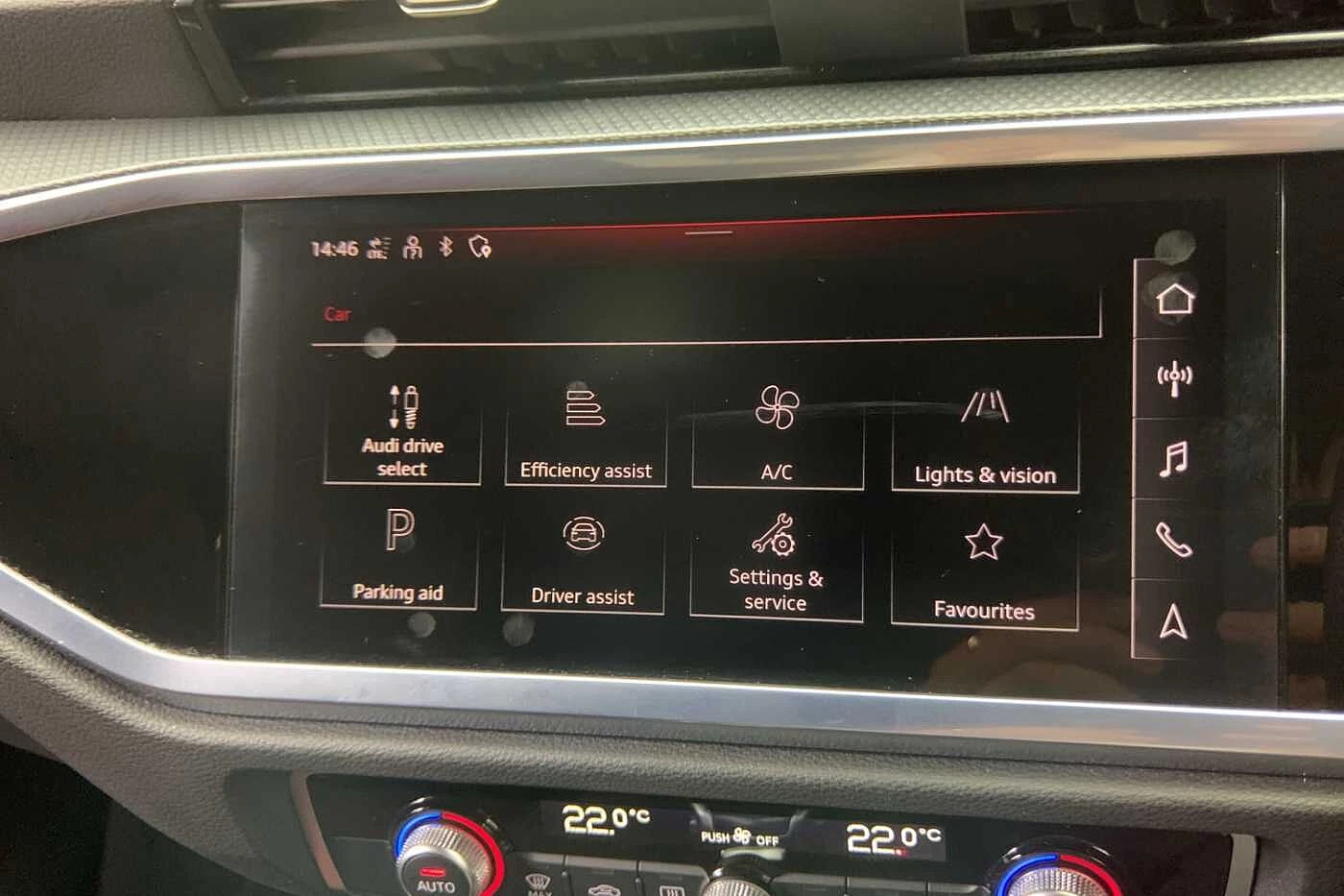 Audi-Q3-image-30