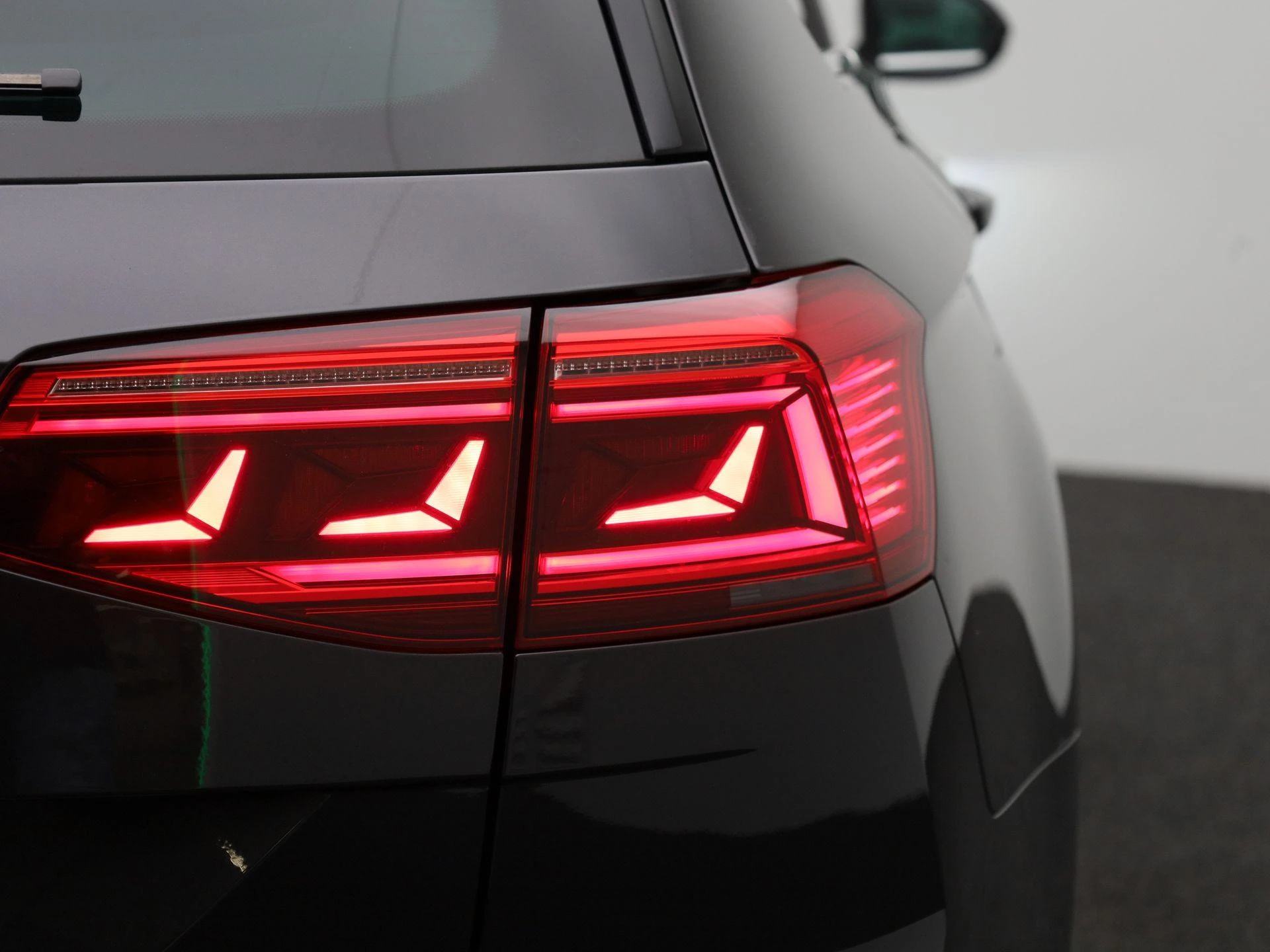 Volkswagen-Passat-image-38