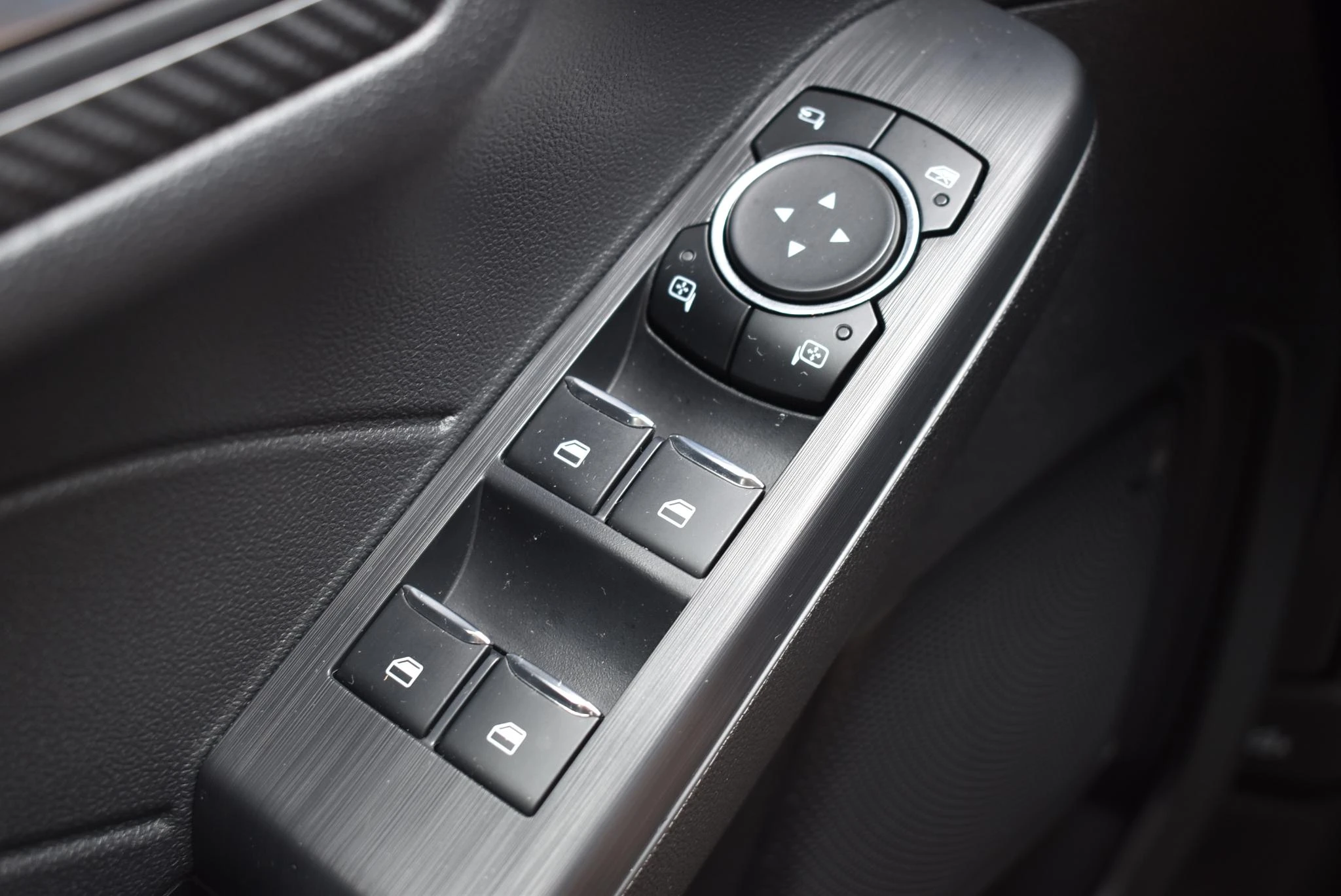 Ford-Kuga-image-27