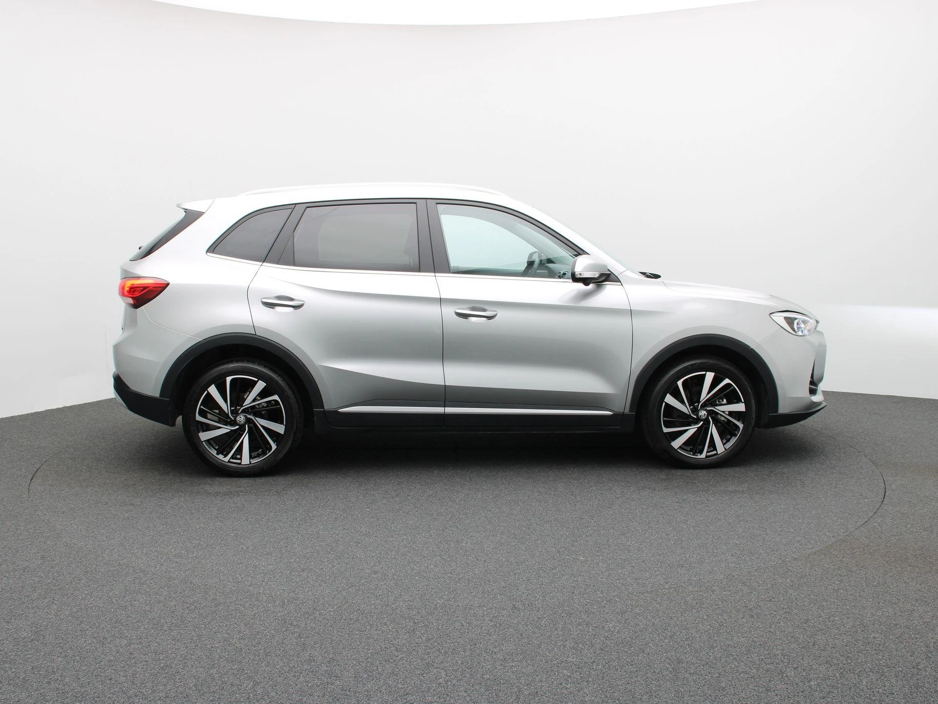 MG-ZS-image-5