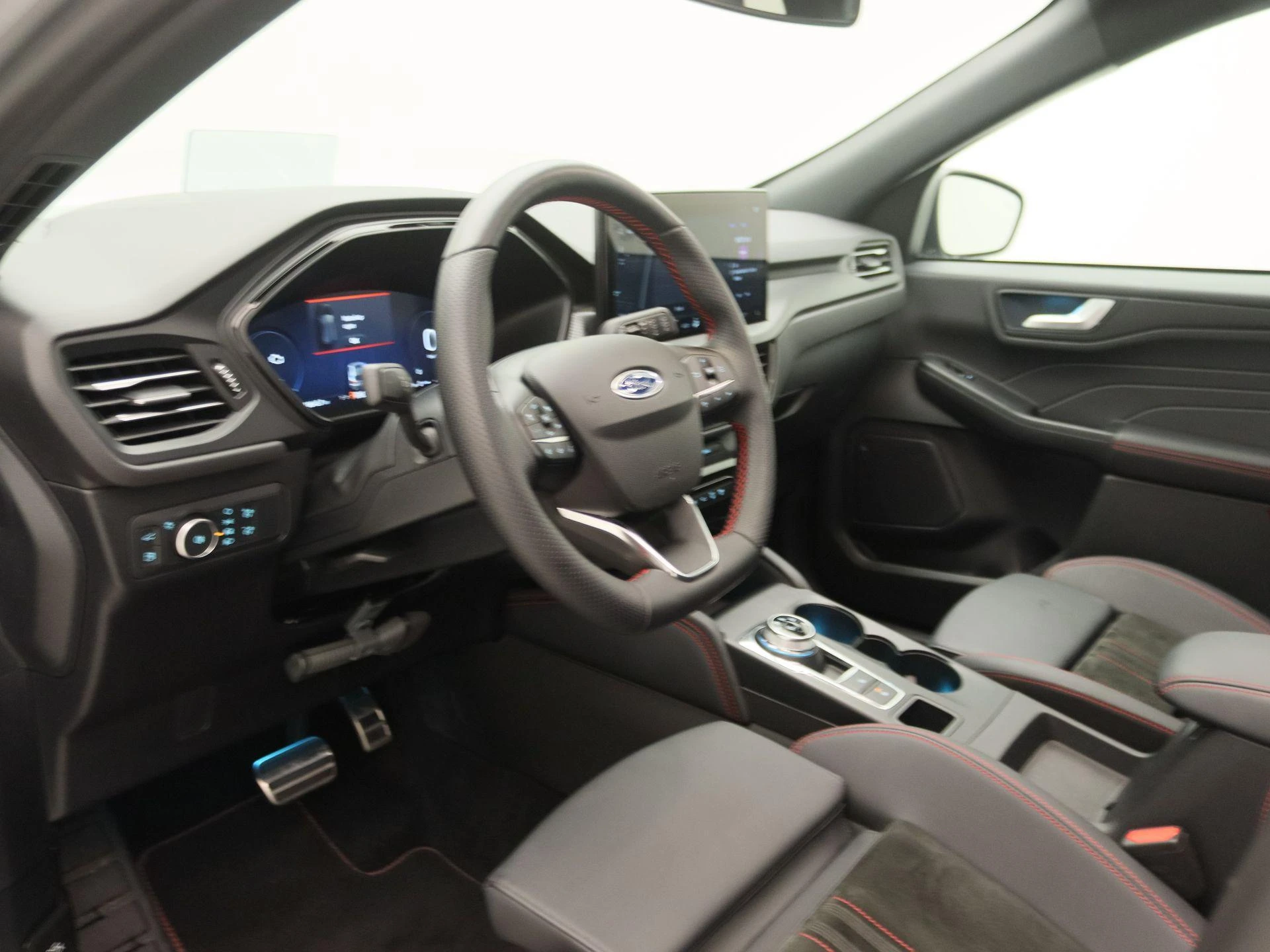 Ford-Kuga-image-25