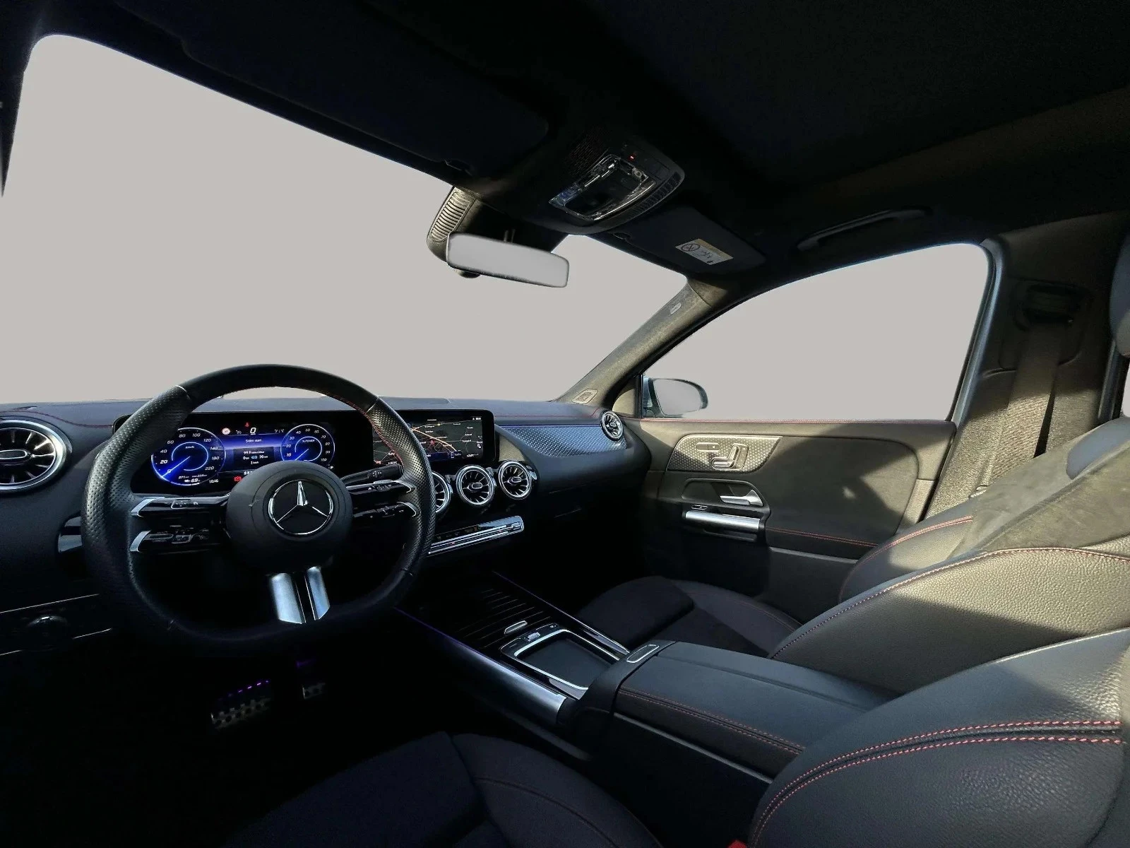 Mercedes-Benz-EQA-image-13