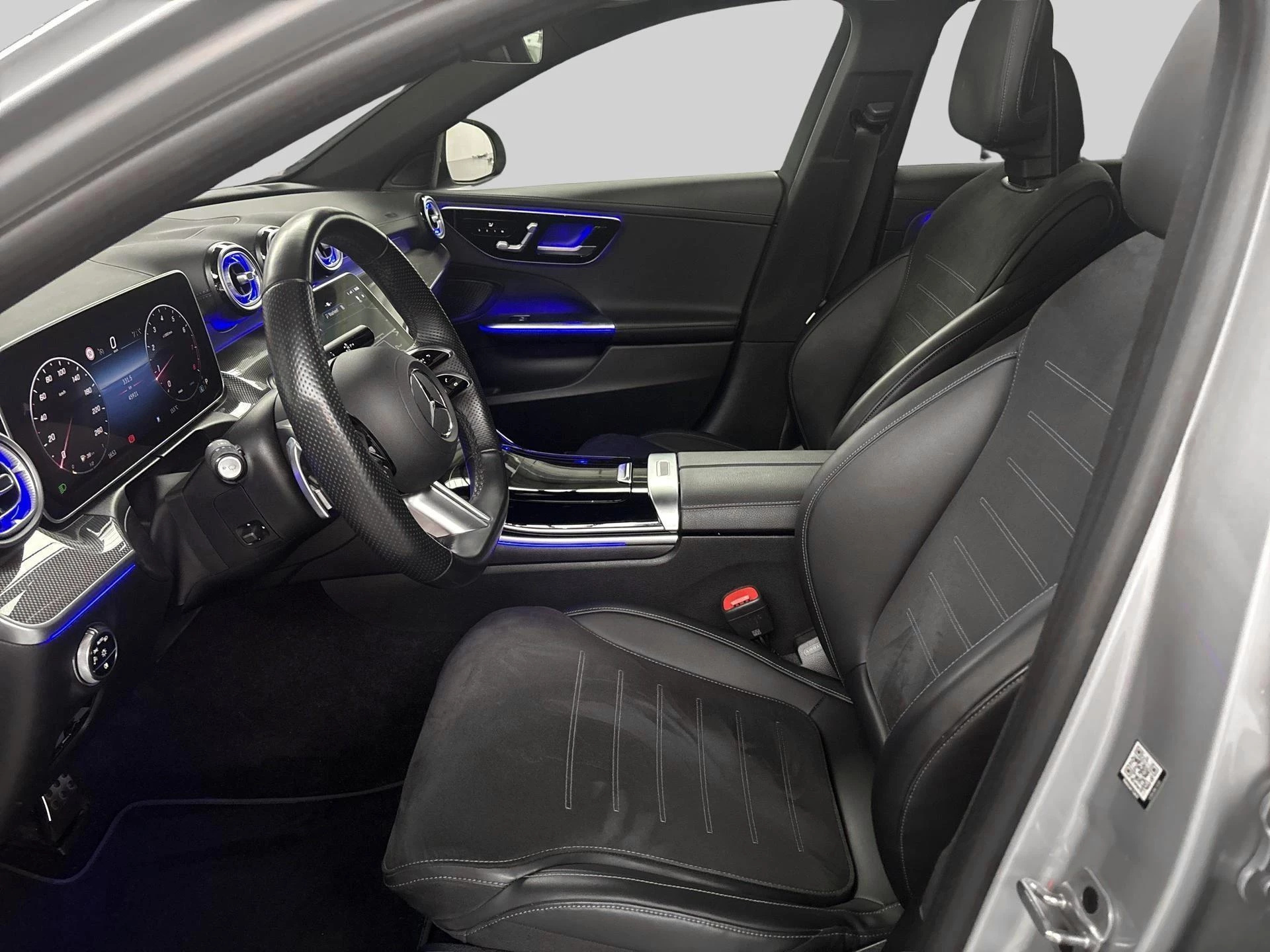 Mercedes-Benz-C-Klasse-image-7