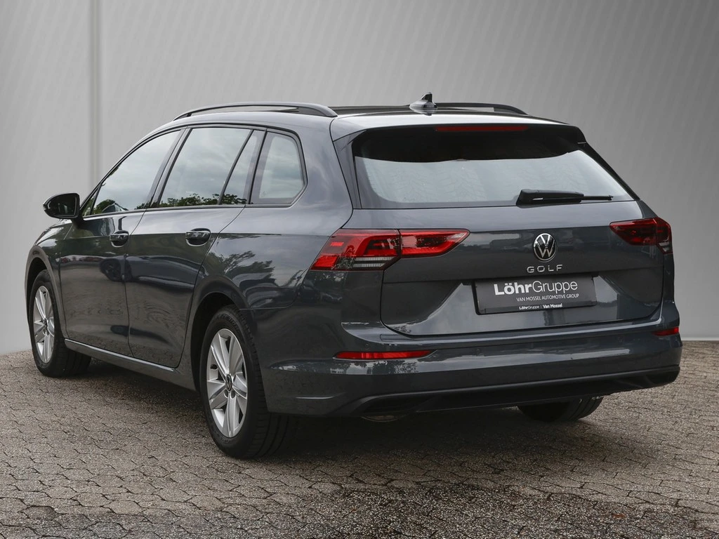 Volkswagen-Golf-image-3