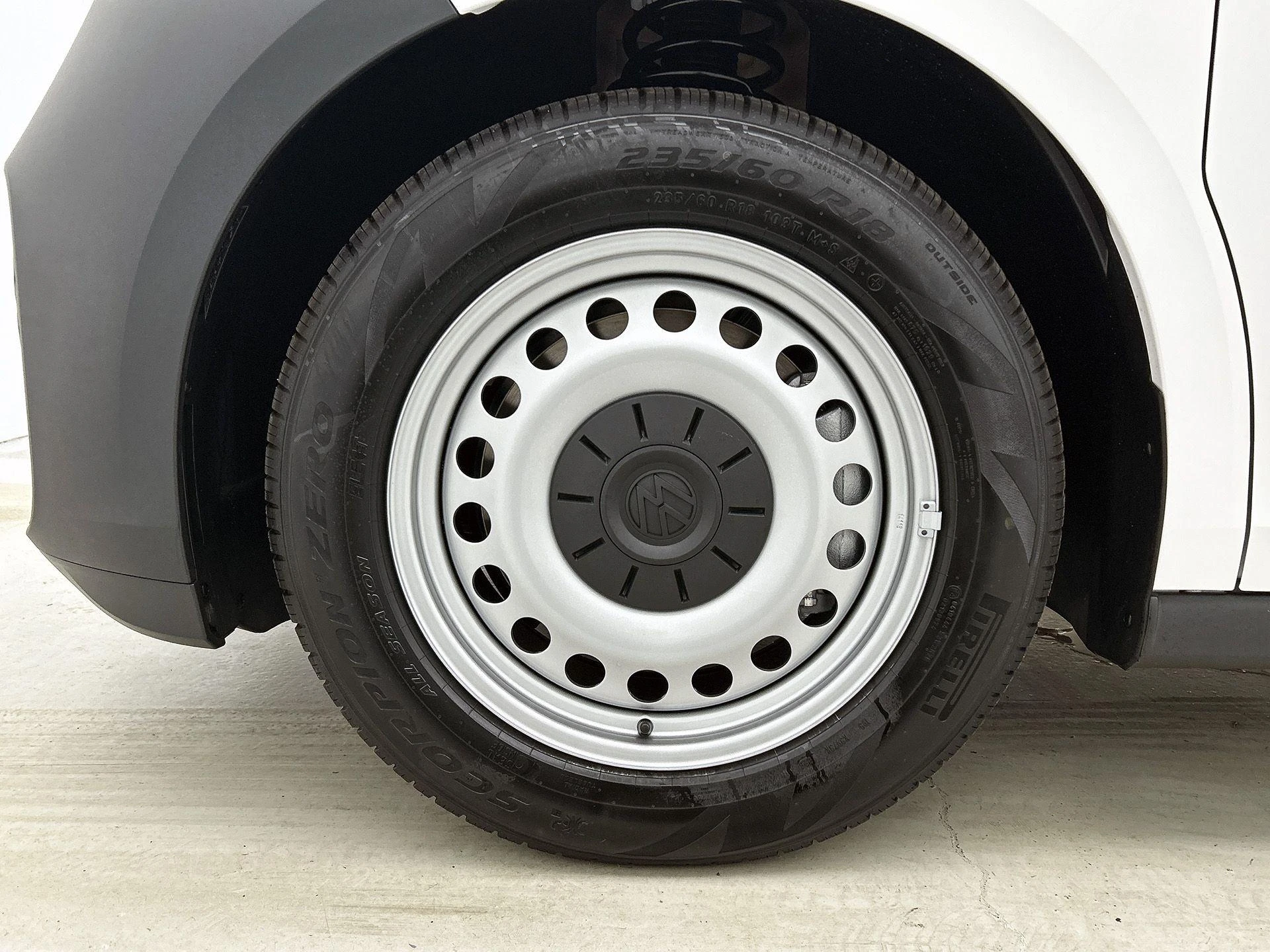 Volkswagen-ID. Buzz Cargo-image-36
