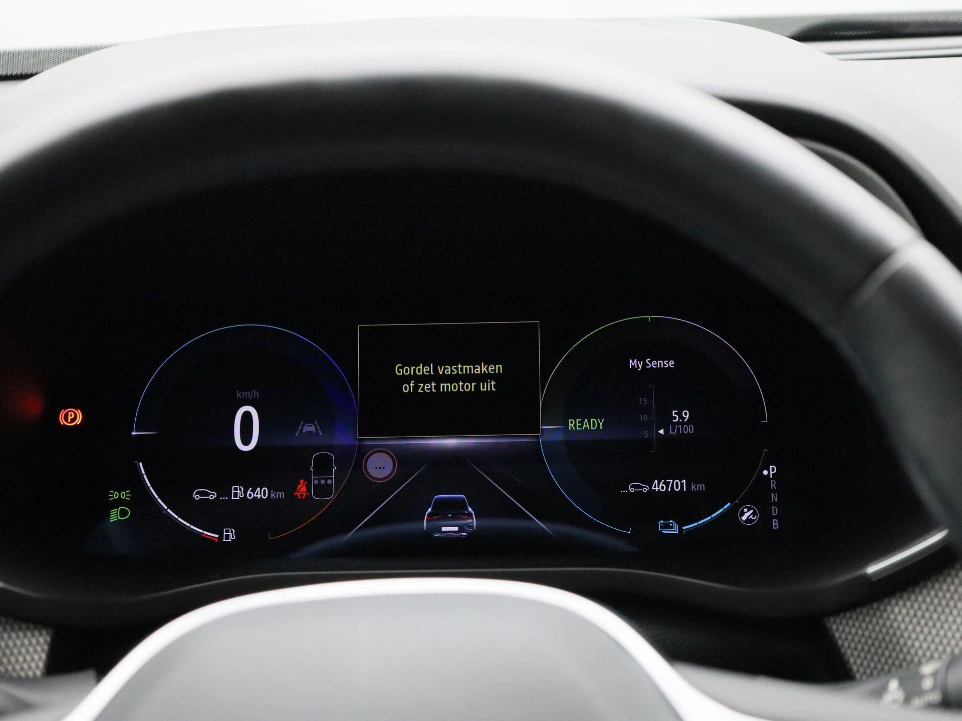 Renault-Arkana-image-7