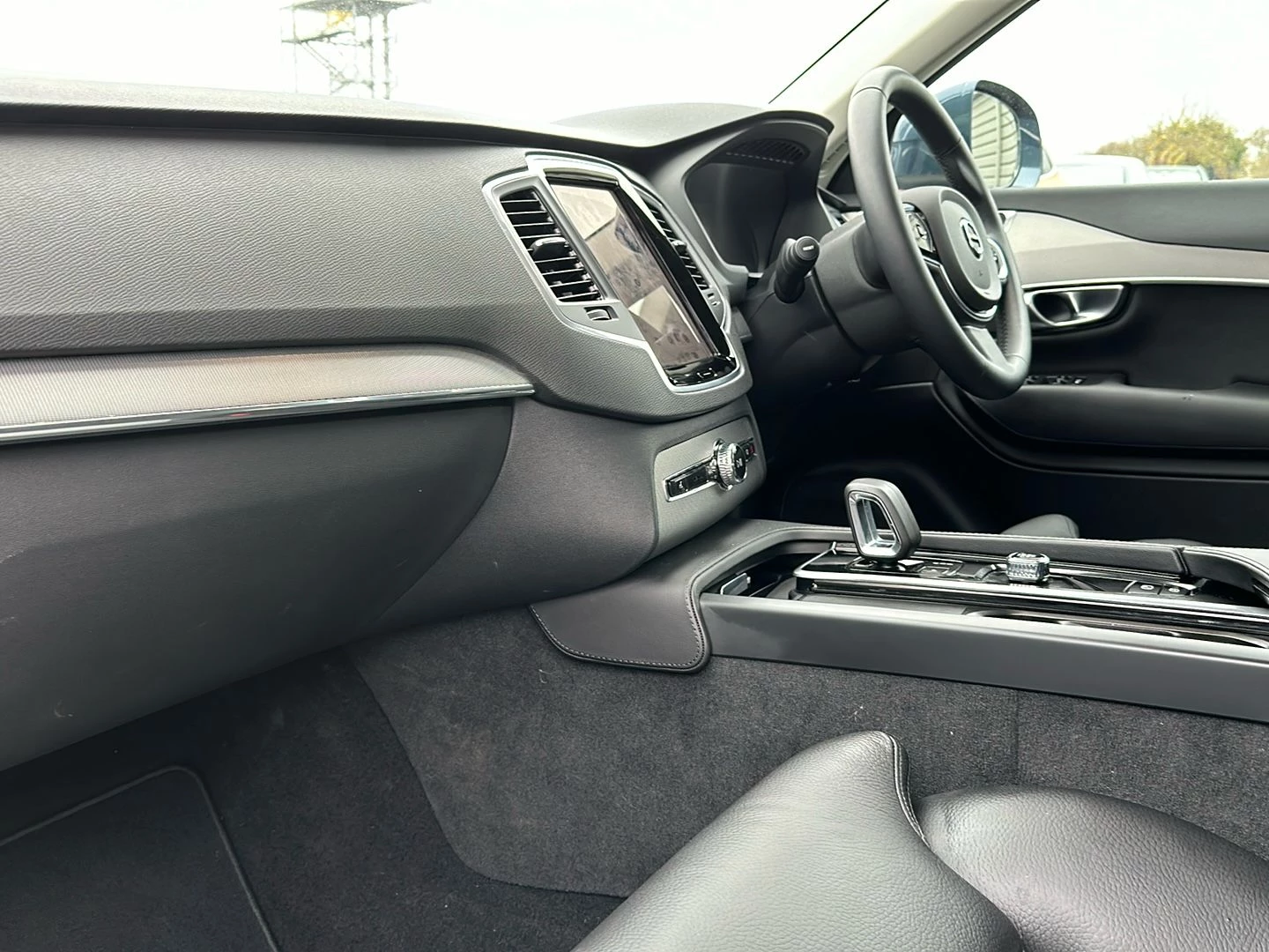 Volvo-XC90-image-1