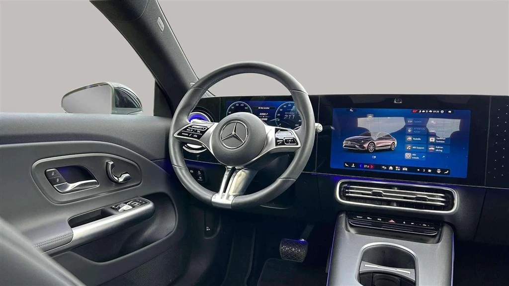 Mercedes-Benz-CLA-image-13