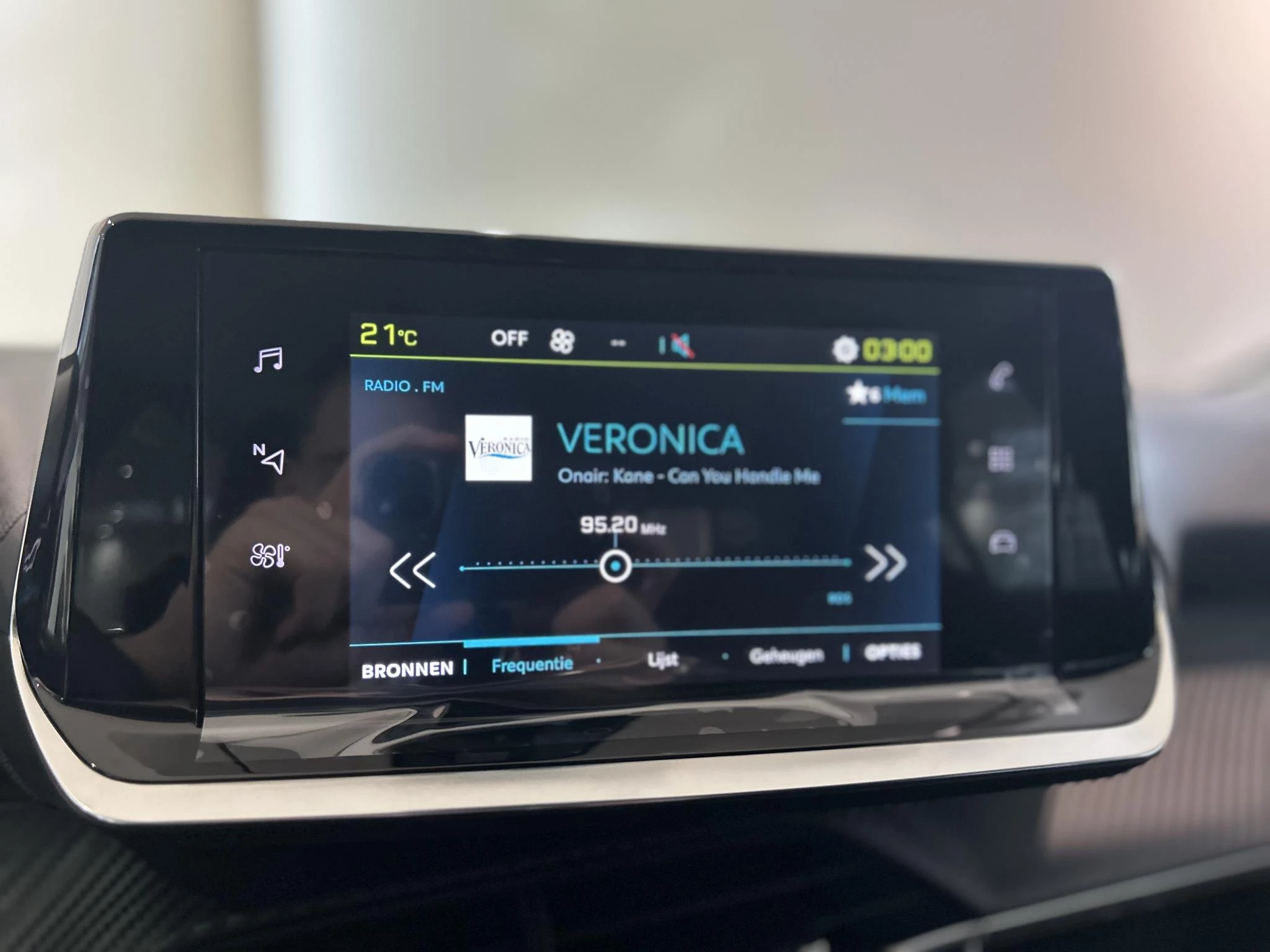 Peugeot e-208 EV Active Pack 50 kWh