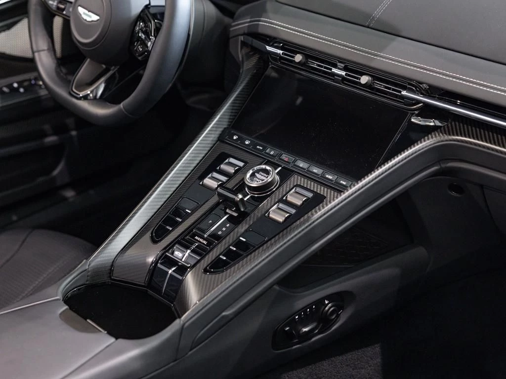 Aston Martin DB12 Volante Aston Martin Hamburg