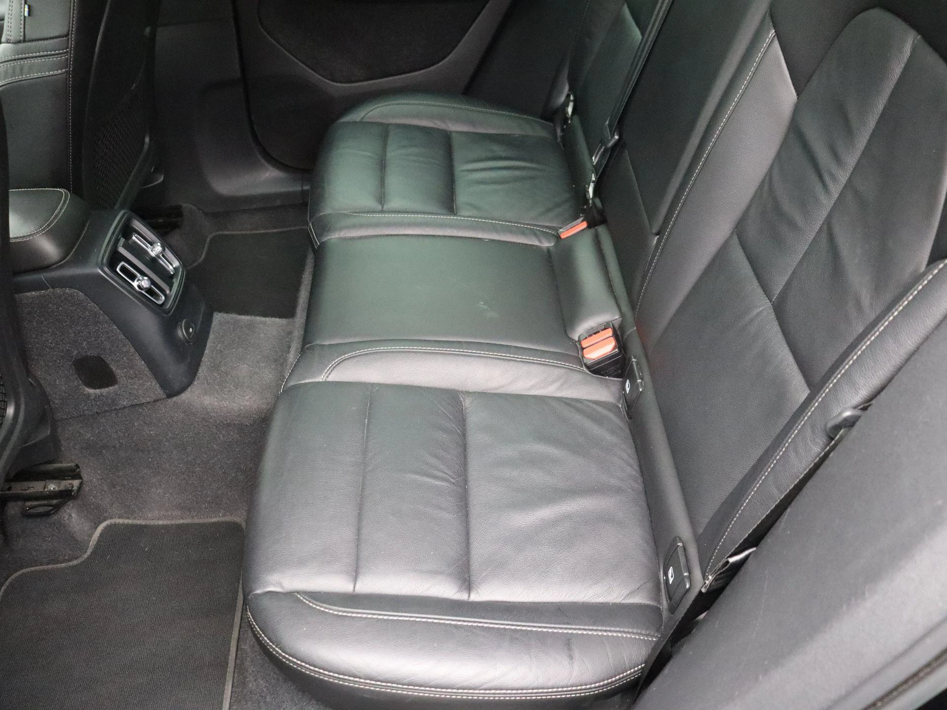 Volvo-XC40-image-15