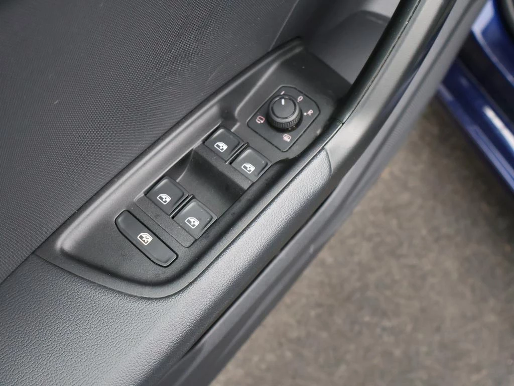 Audi A1 Sportback Audi A1 Sportback Attraction 25TFSI 95PK *VIRTUAL COCKPIT*CRUISE*NAVI*APP-CONNECT*PDC*...*