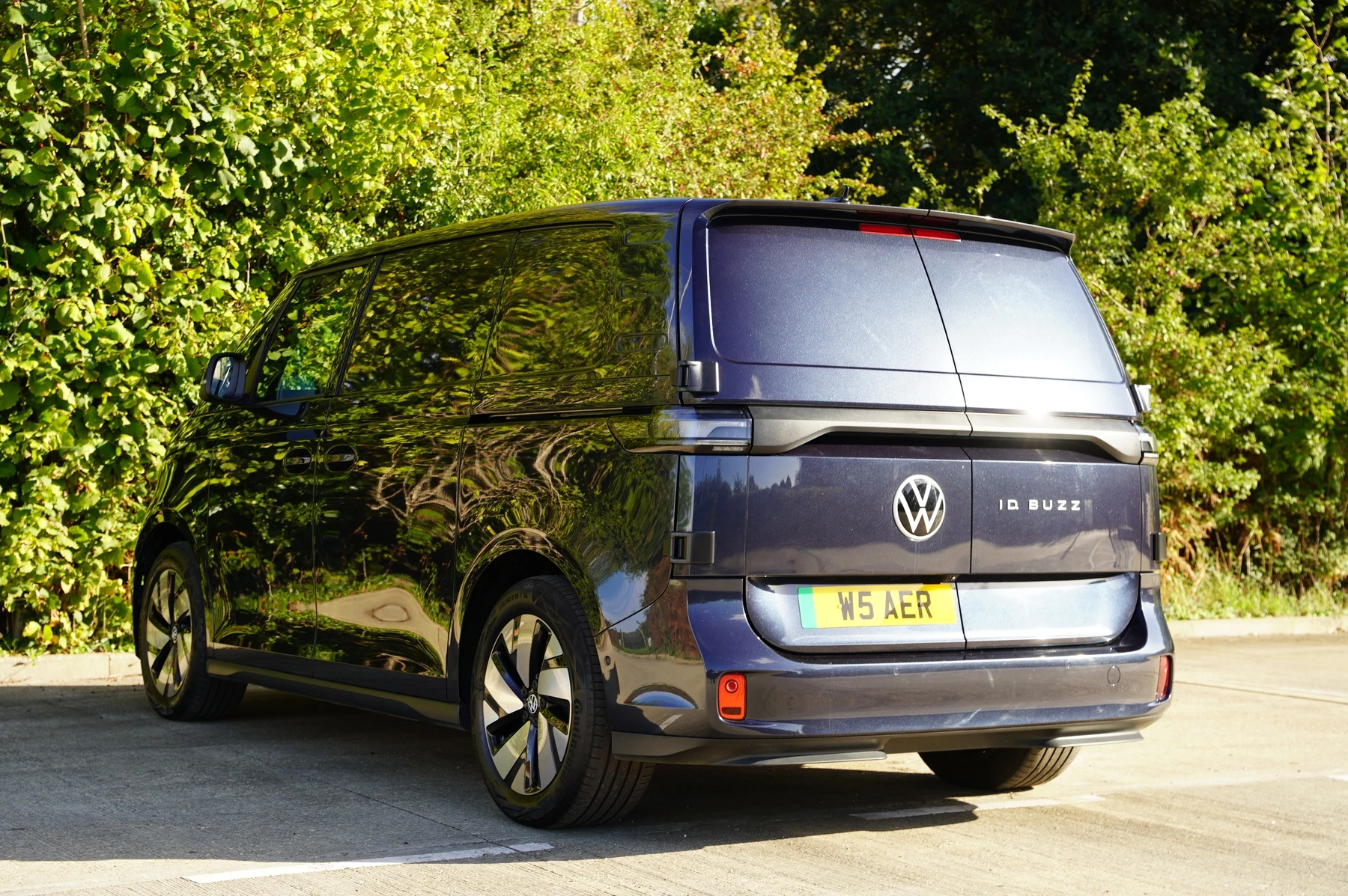 Volkswagen-ID. Buzz-image-2