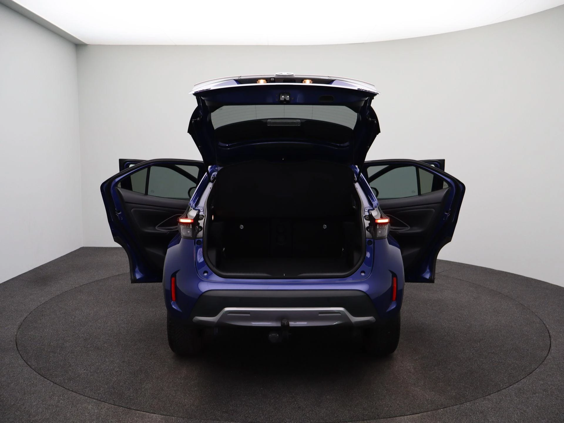 Toyota-Yaris Cross-image-13