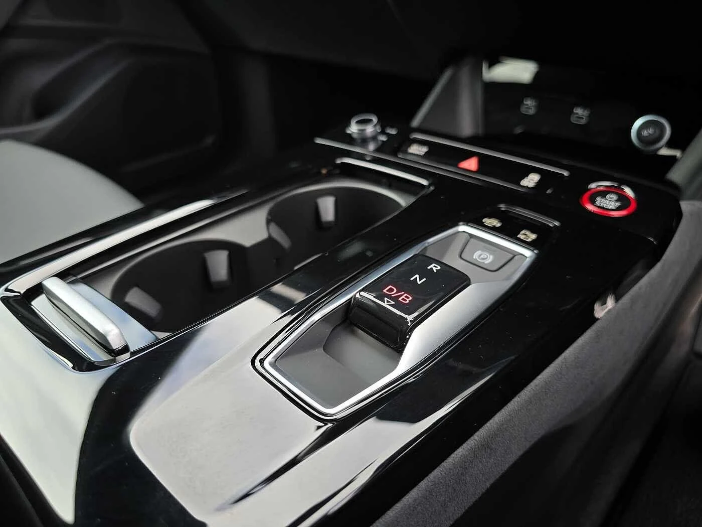Audi-Q6 e-tron-image-11