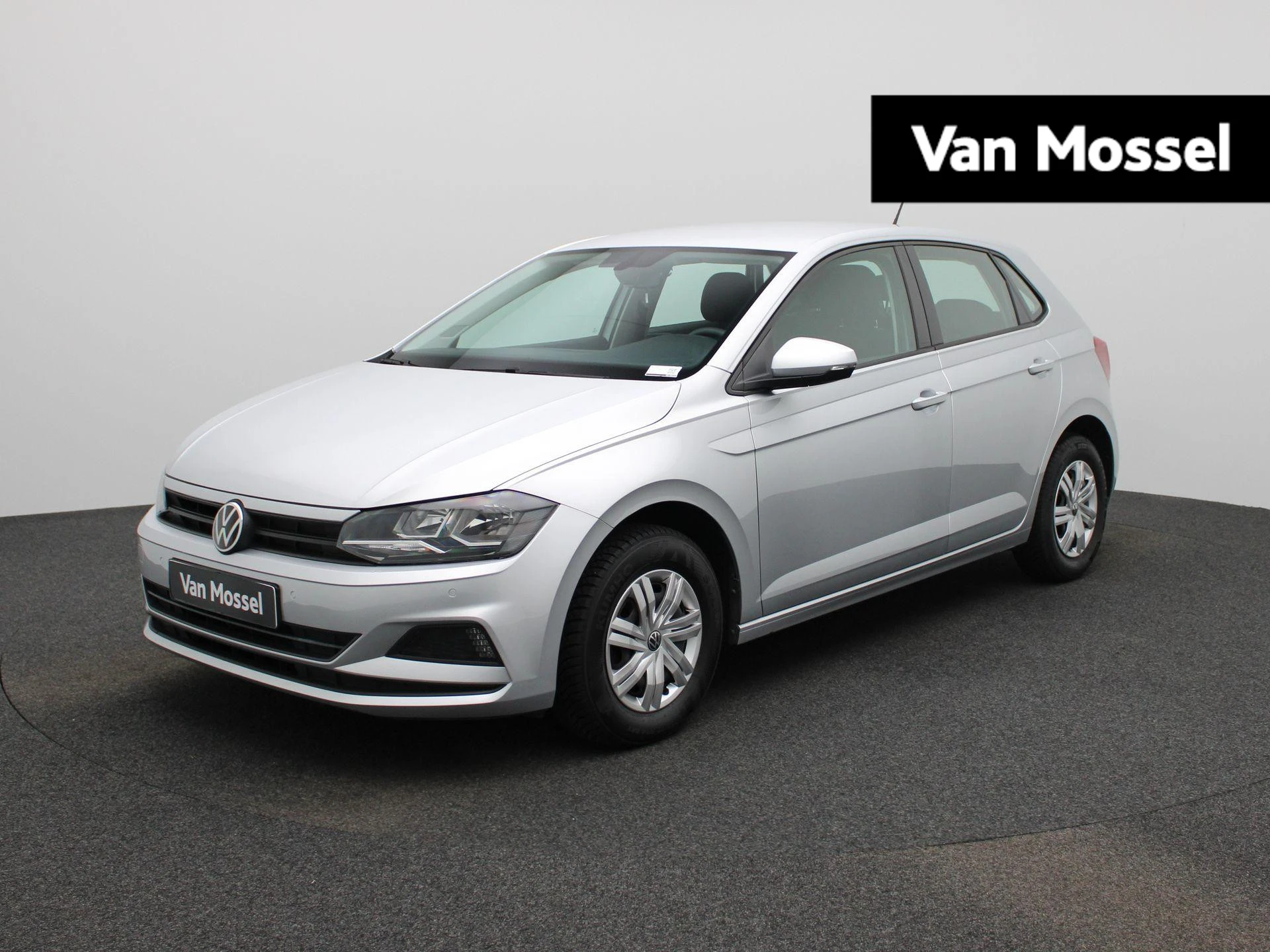 Volkswagen-Polo-image-0