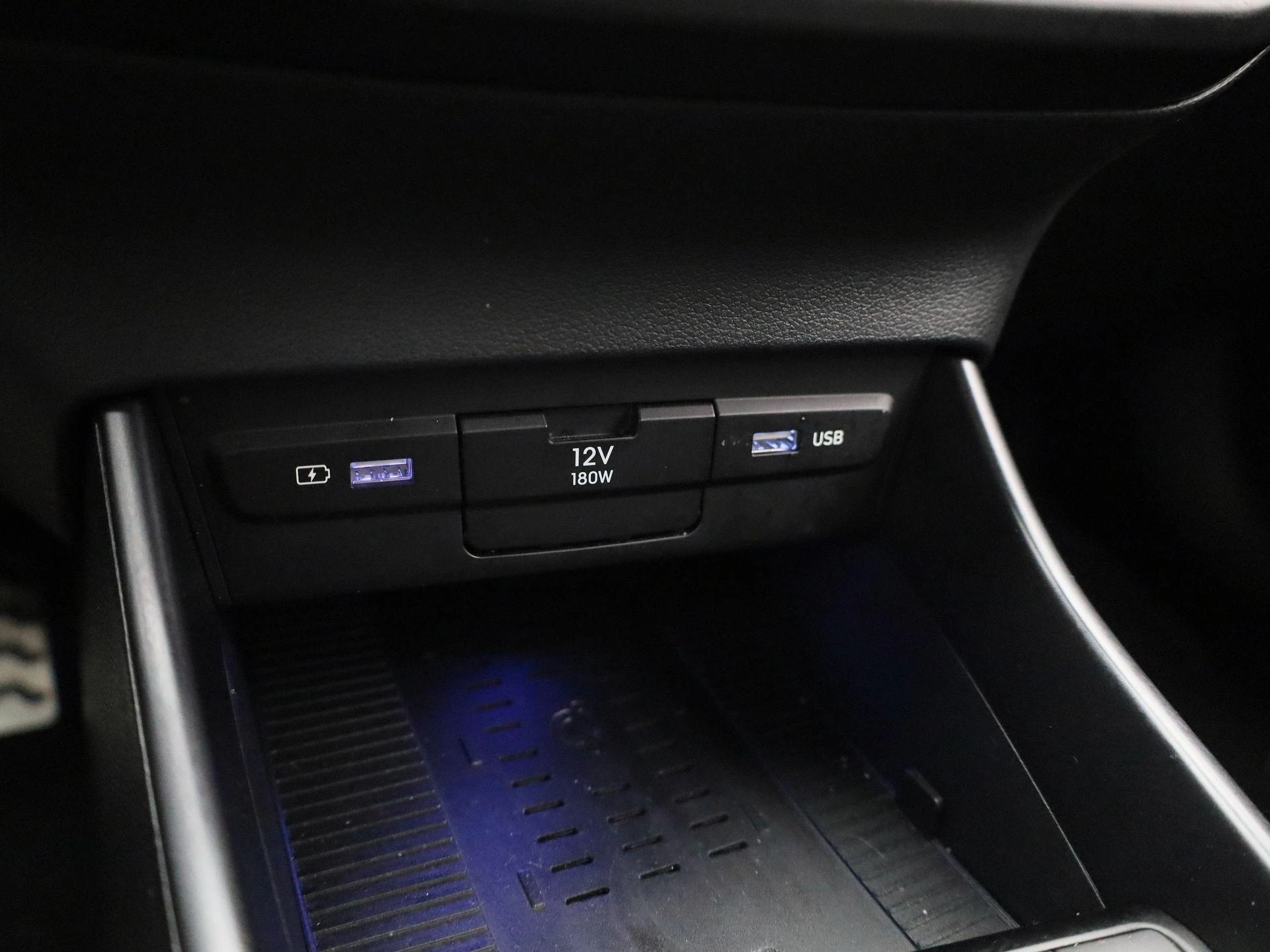 Hyundai-Bayon-image-22