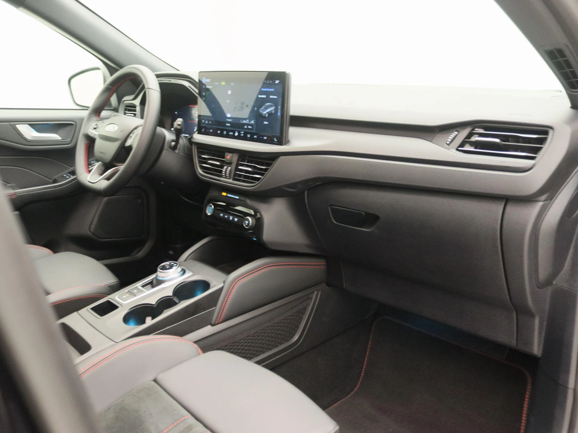 Ford-Kuga-image-25