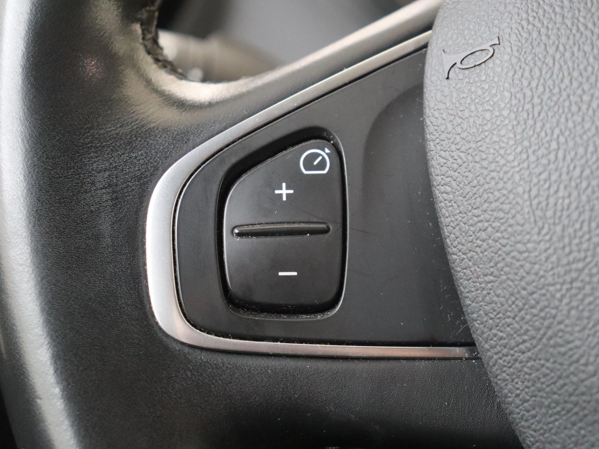 Renault-Captur-image-17