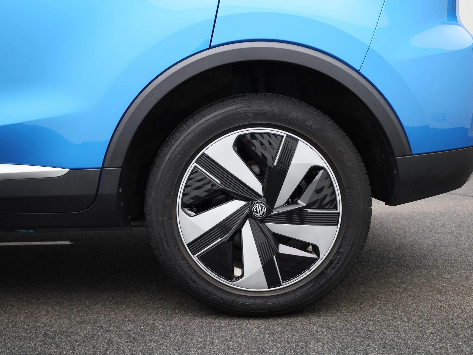 MG ZS EV - 13