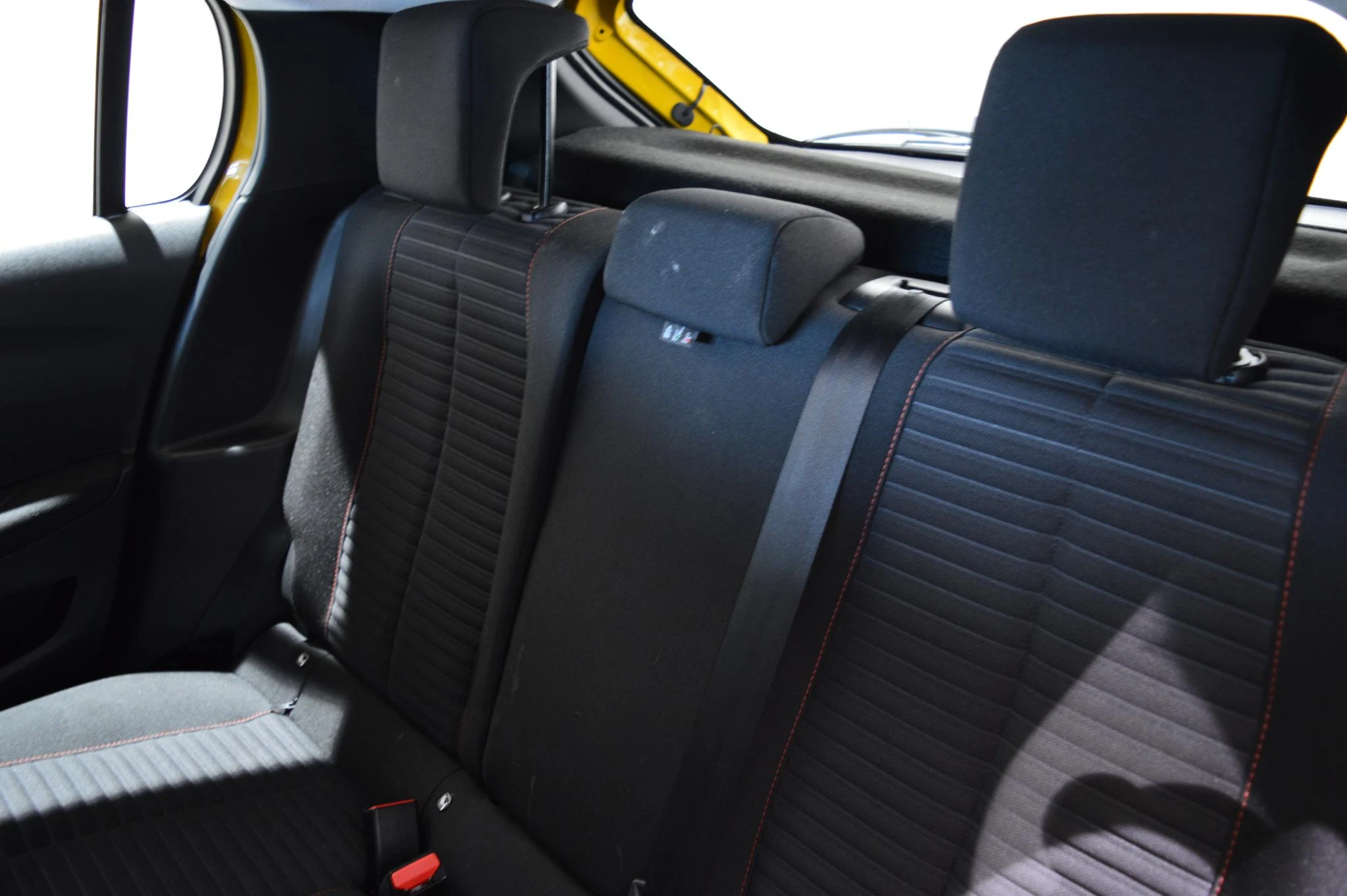 Peugeot-208-image-9
