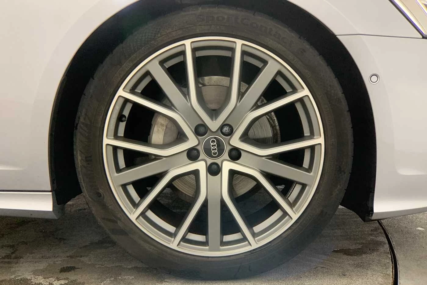 Audi-A6-image-4