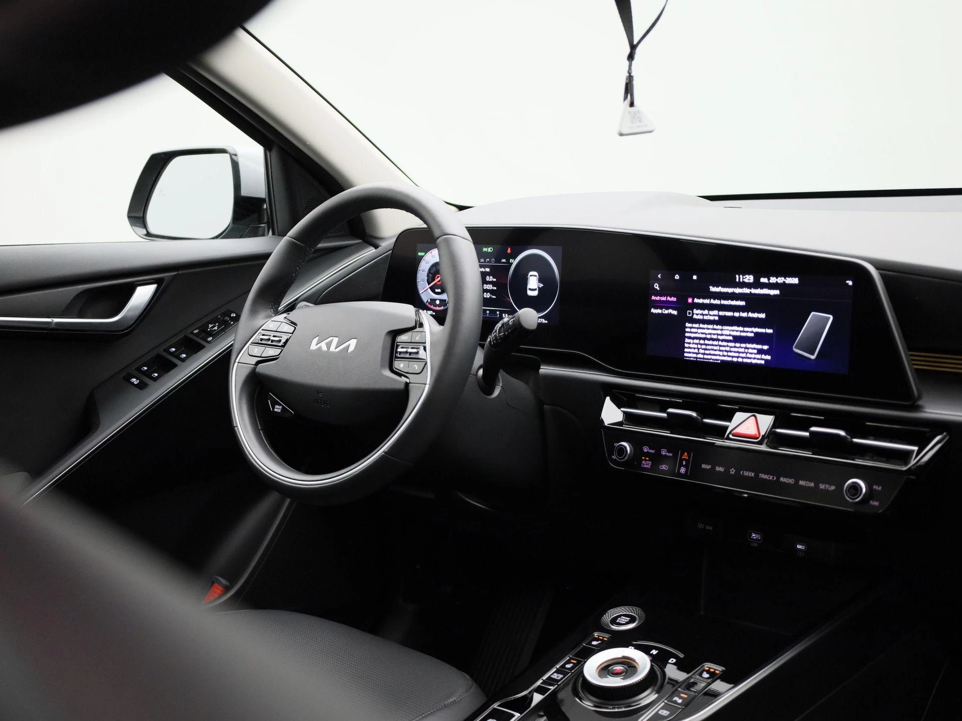 Kia-Niro-image-37