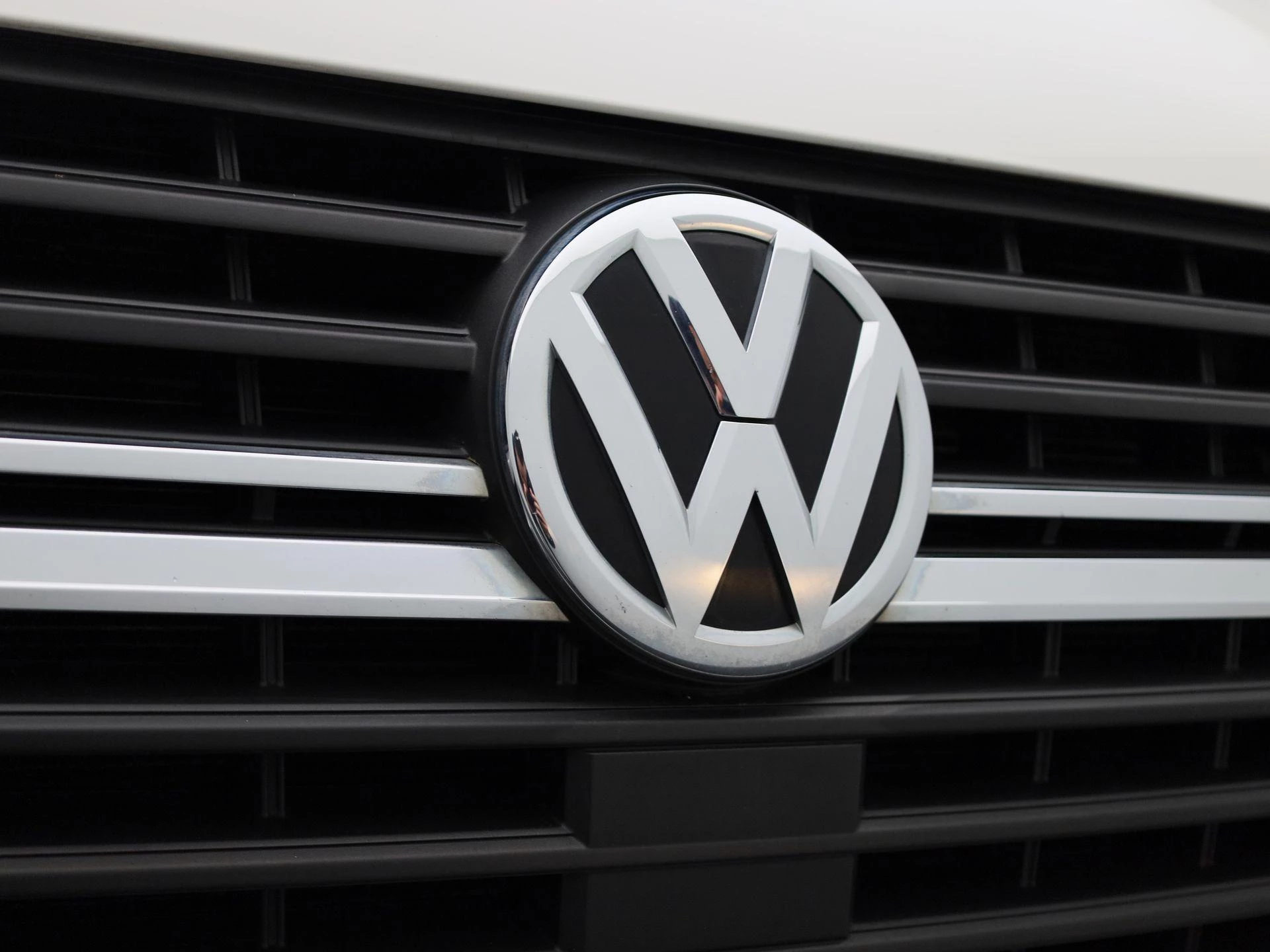 Volkswagen-Transporter-image-33