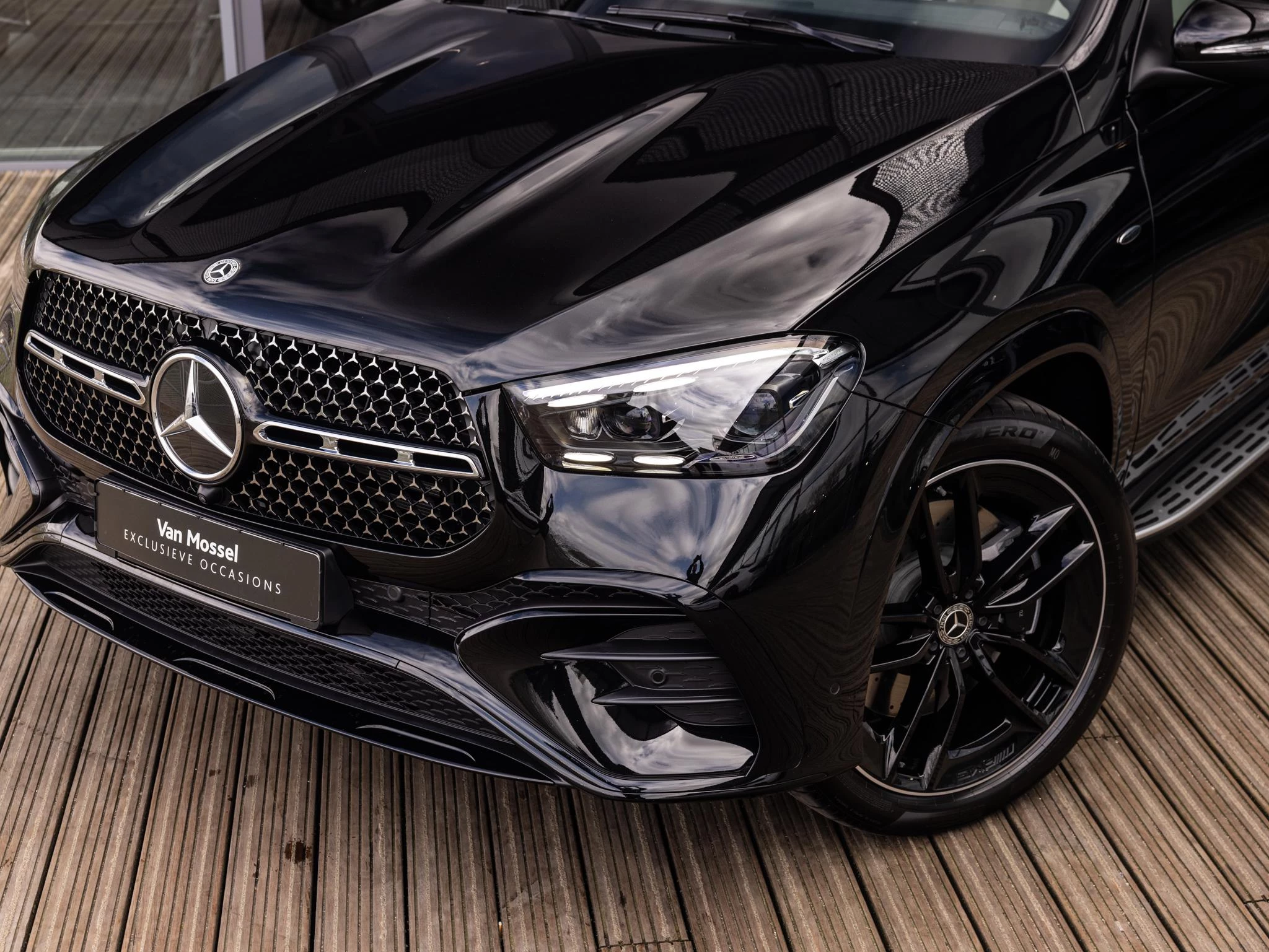 Mercedes-Benz GLE 400 e 4MATIC AMG Line Premium Plus