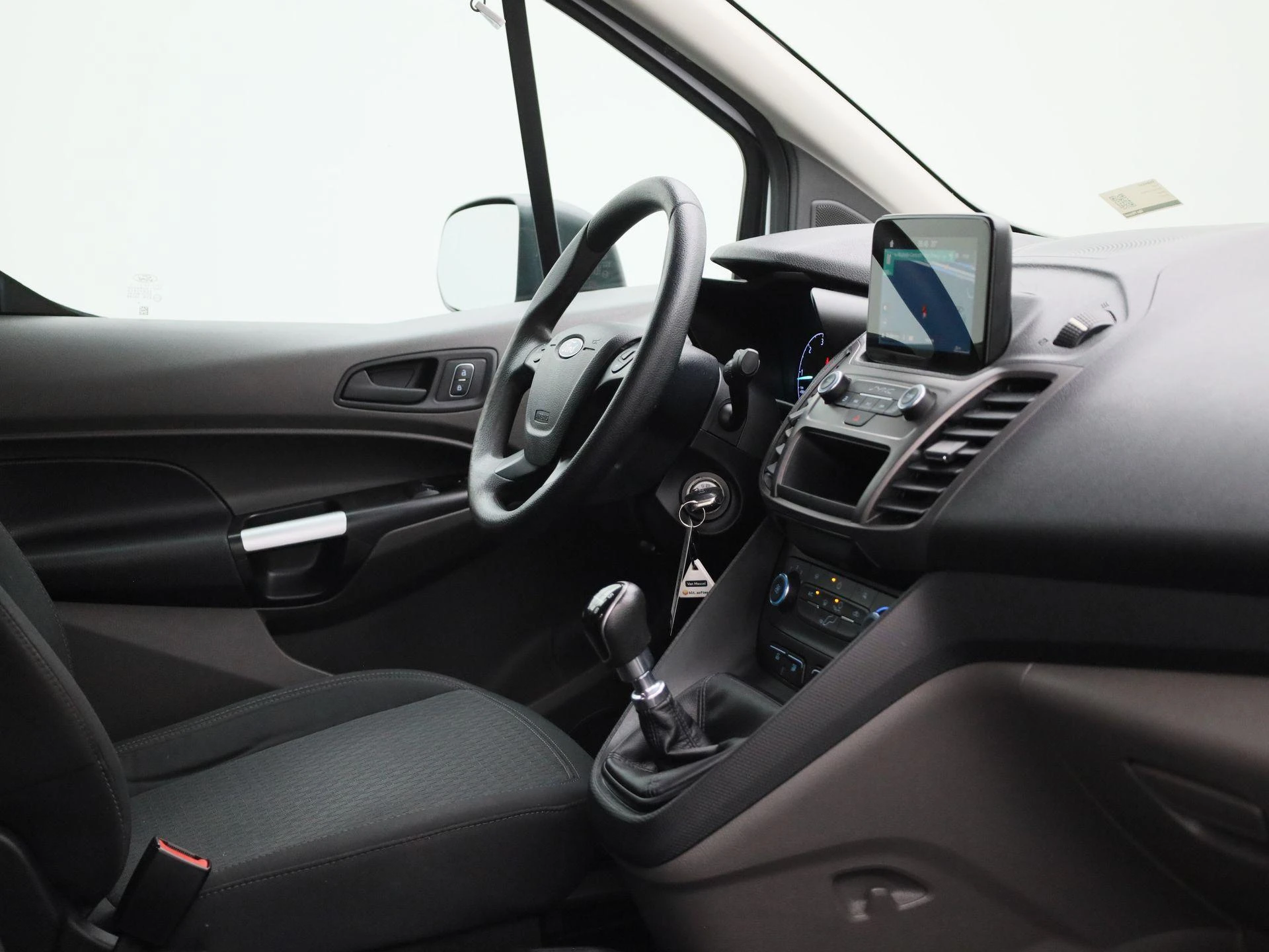Ford-Transit Connect-image-32