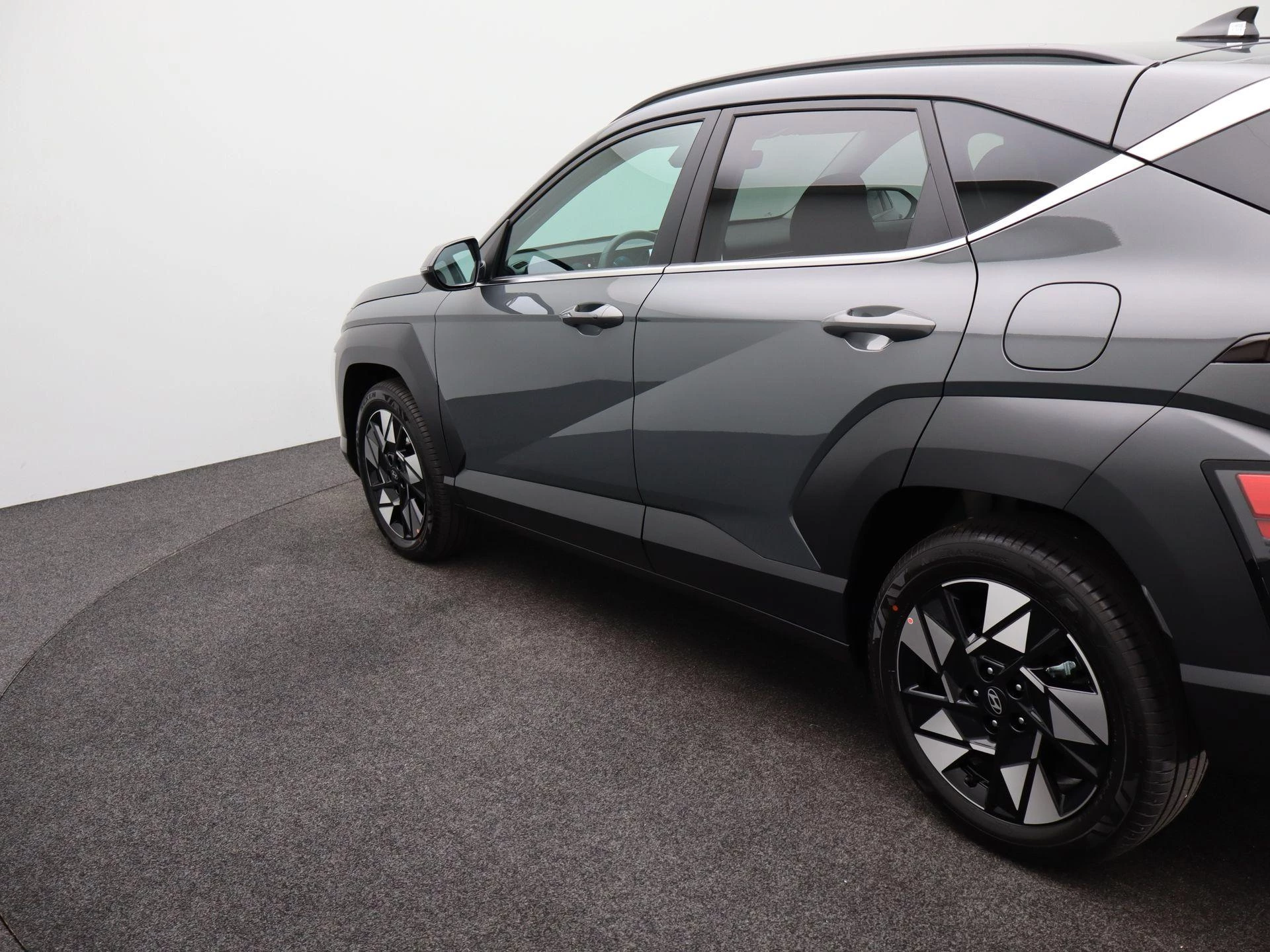 Hyundai-Kona-image-32