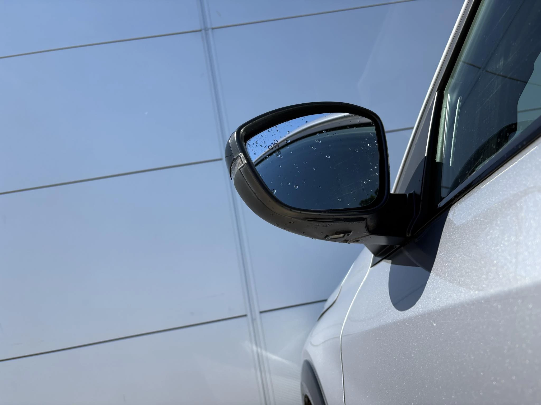 Peugeot-208-image-26