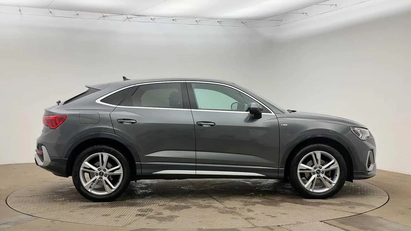 Audi-Q3-image-31